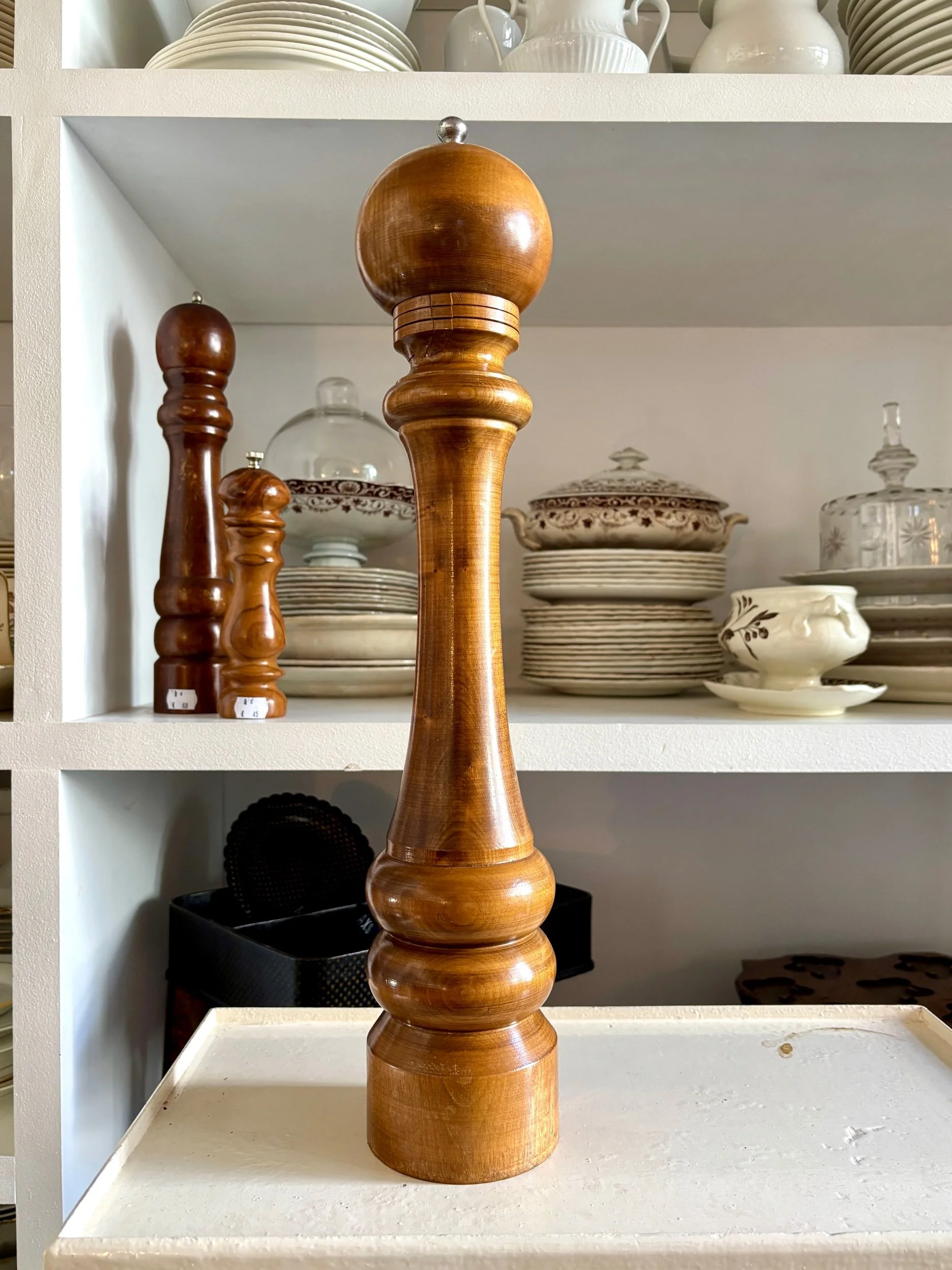moulin-poivre-borel-bois-tourne-accessoire-cuisine-vaisselle-vintage-axs-design-paris-france