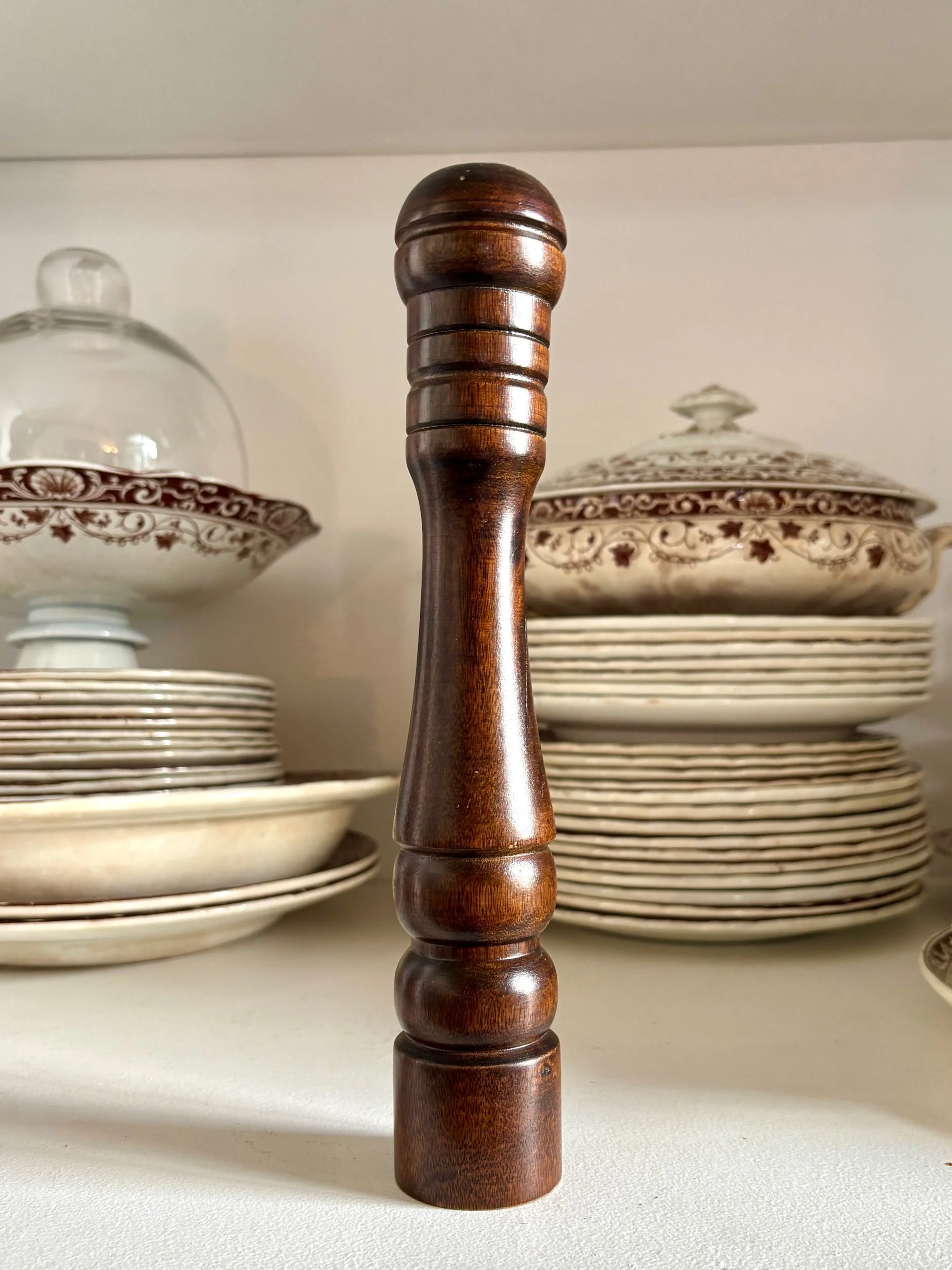 Salière, poivrier en bois foncé n°1