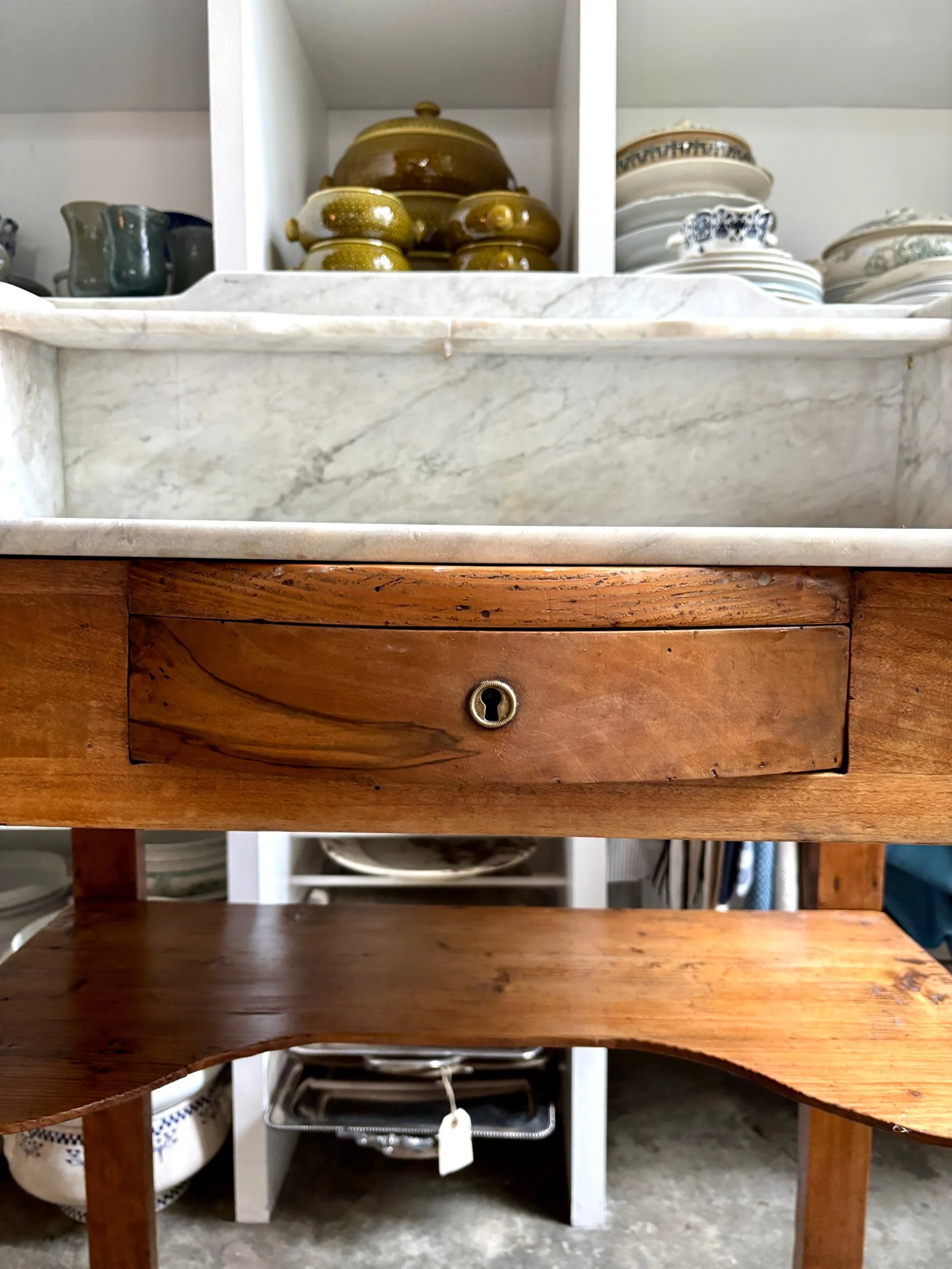 coiffeuse-meuble-de-toilette-bois-tourne-marbre-gris-meuble-table-vintage-axs-design-paris-france