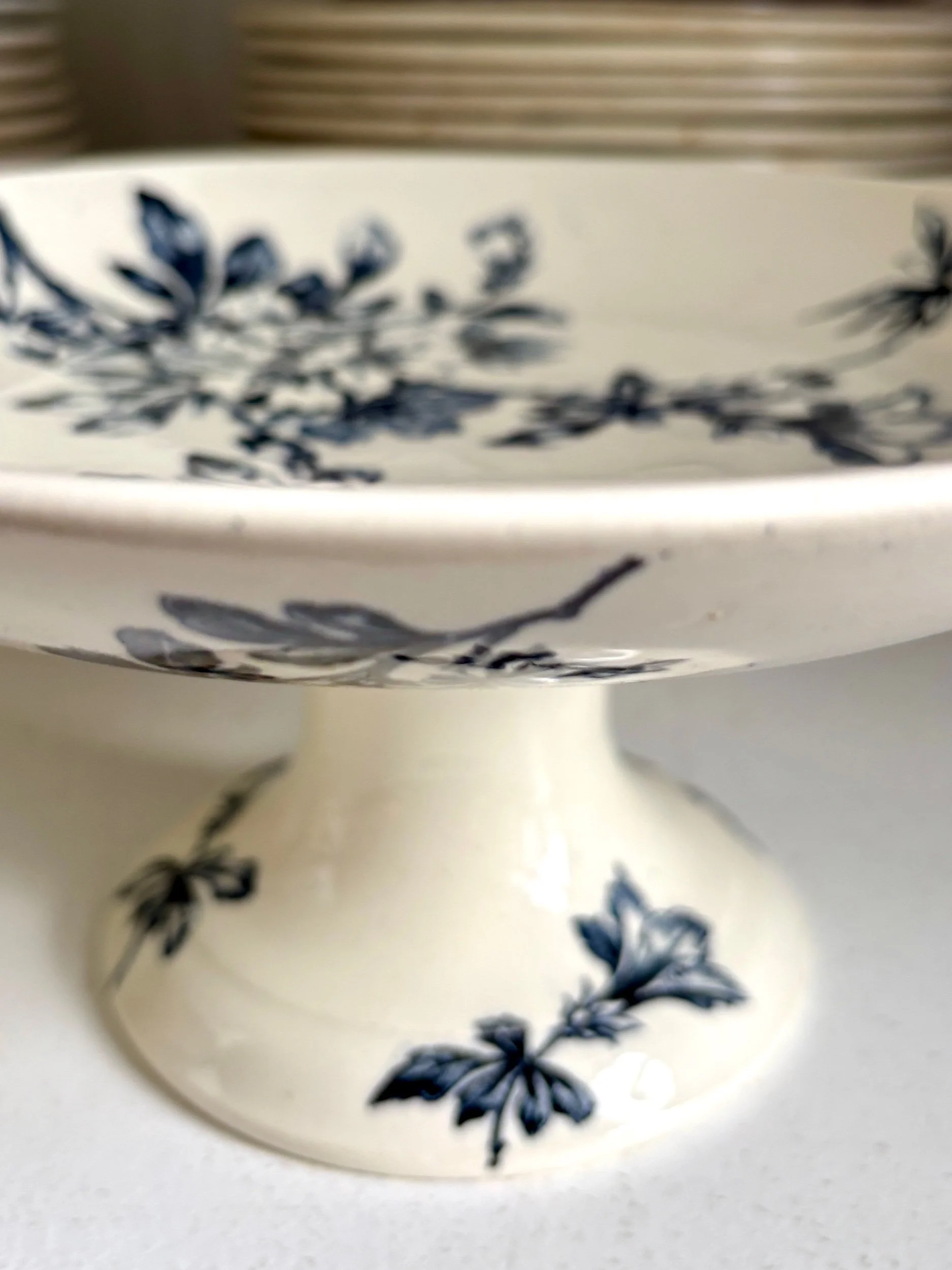 compotier-terre-de-fer-azalea-blanc-bleu-luneville-vaisselle-vintage-axs-design-paris-france