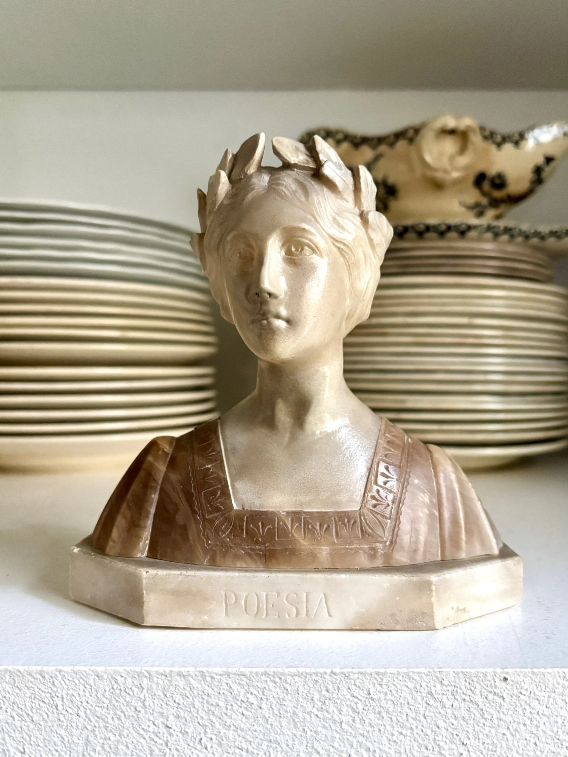 buste-femme-poesia-art-marbre-gris-vintage-axs-design-paris-france