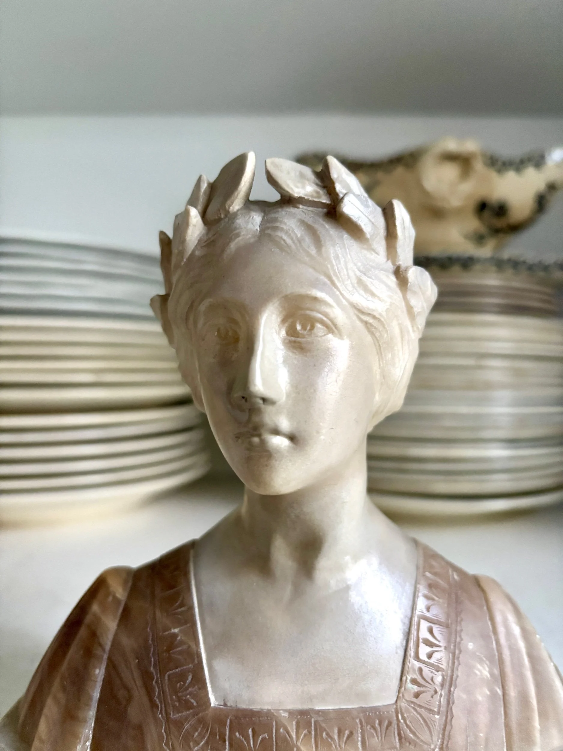 buste-femme-poesia-art-marbre-gris-vintage-axs-design-paris-france