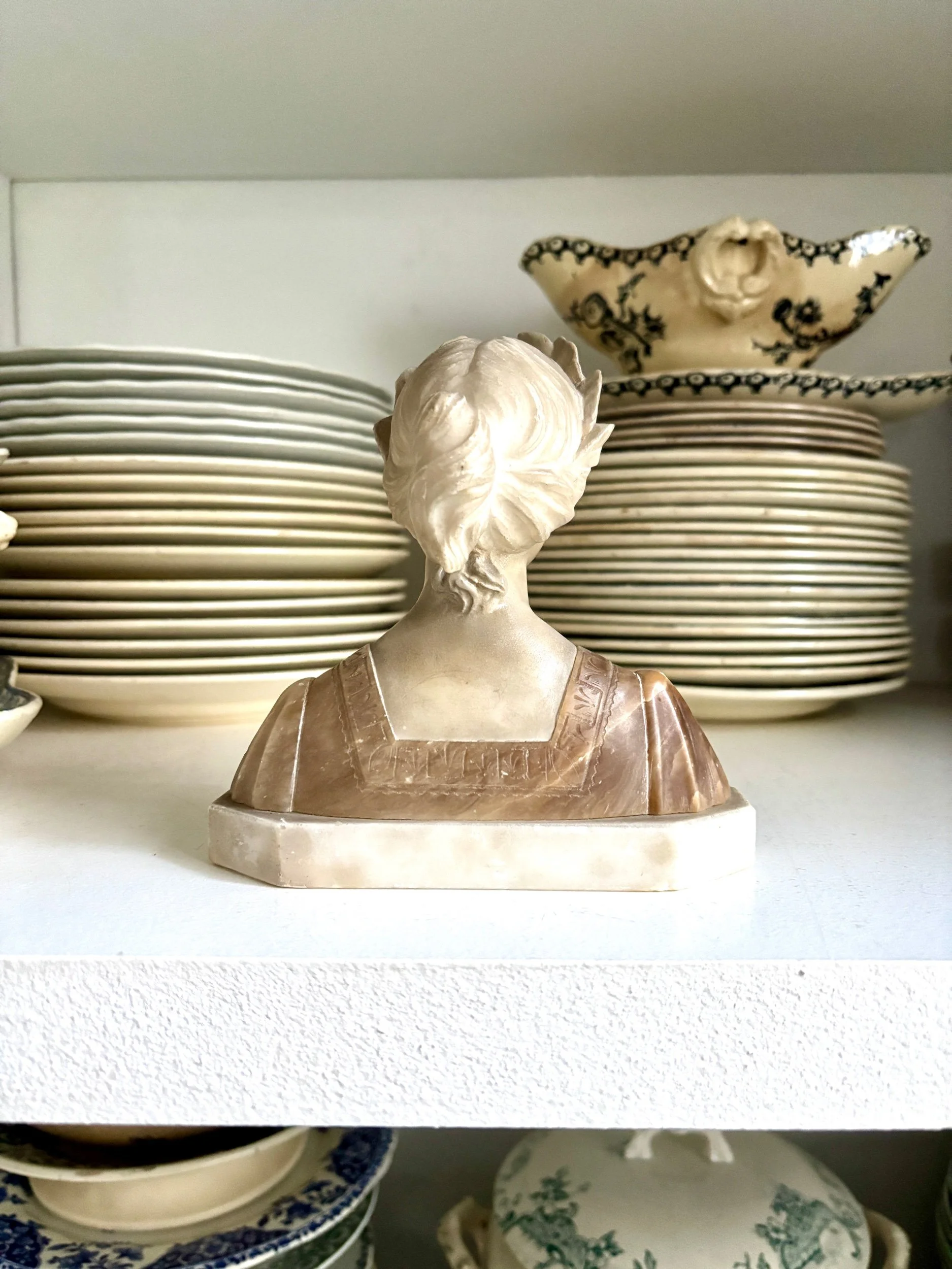 buste-femme-poesia-art-marbre-gris-vintage-axs-design-paris-france