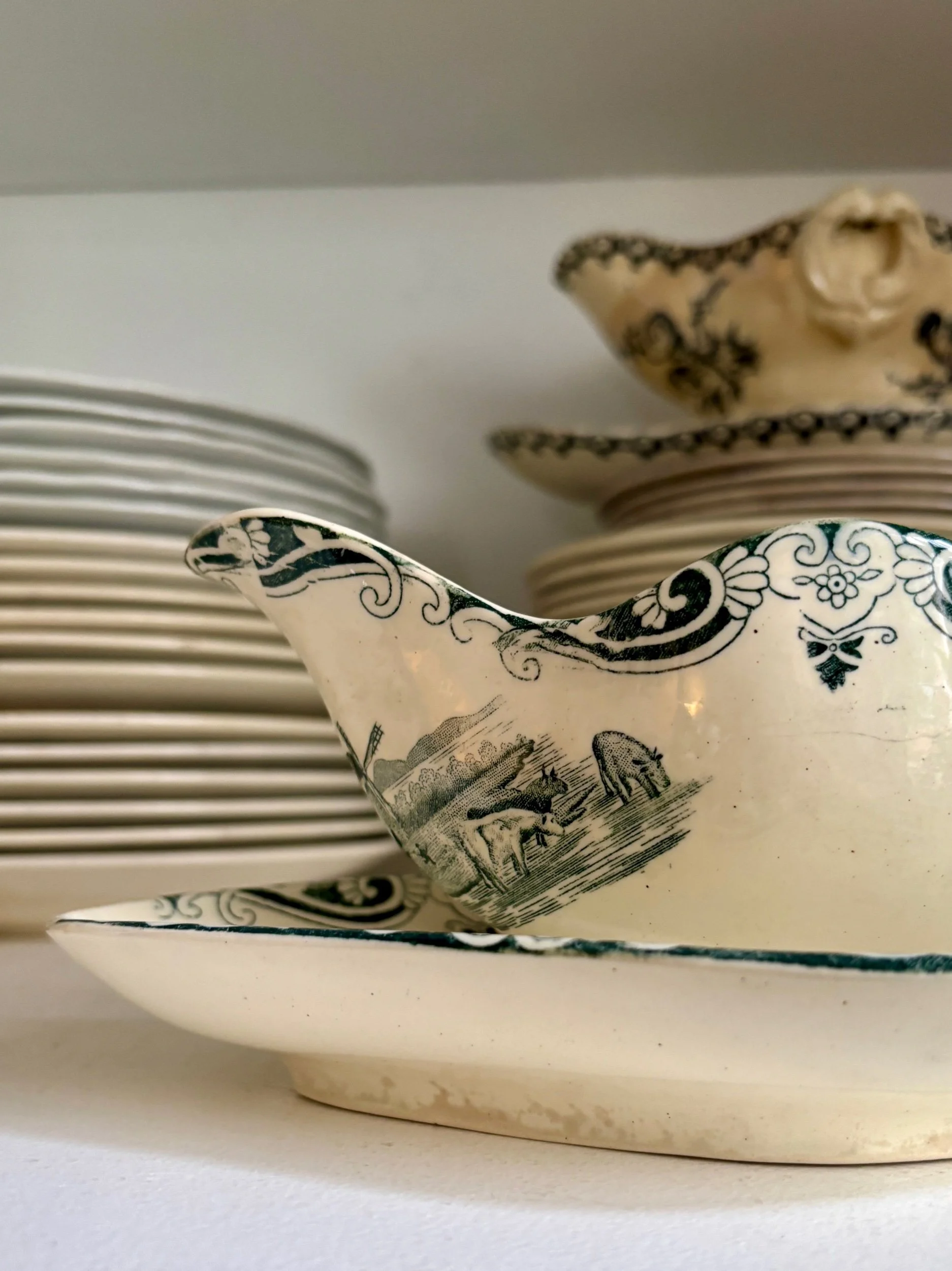 sauciere-salins-delft-terre-de-fer-blanc-bleu-vaisselle-vintage-axs-design-paris-france