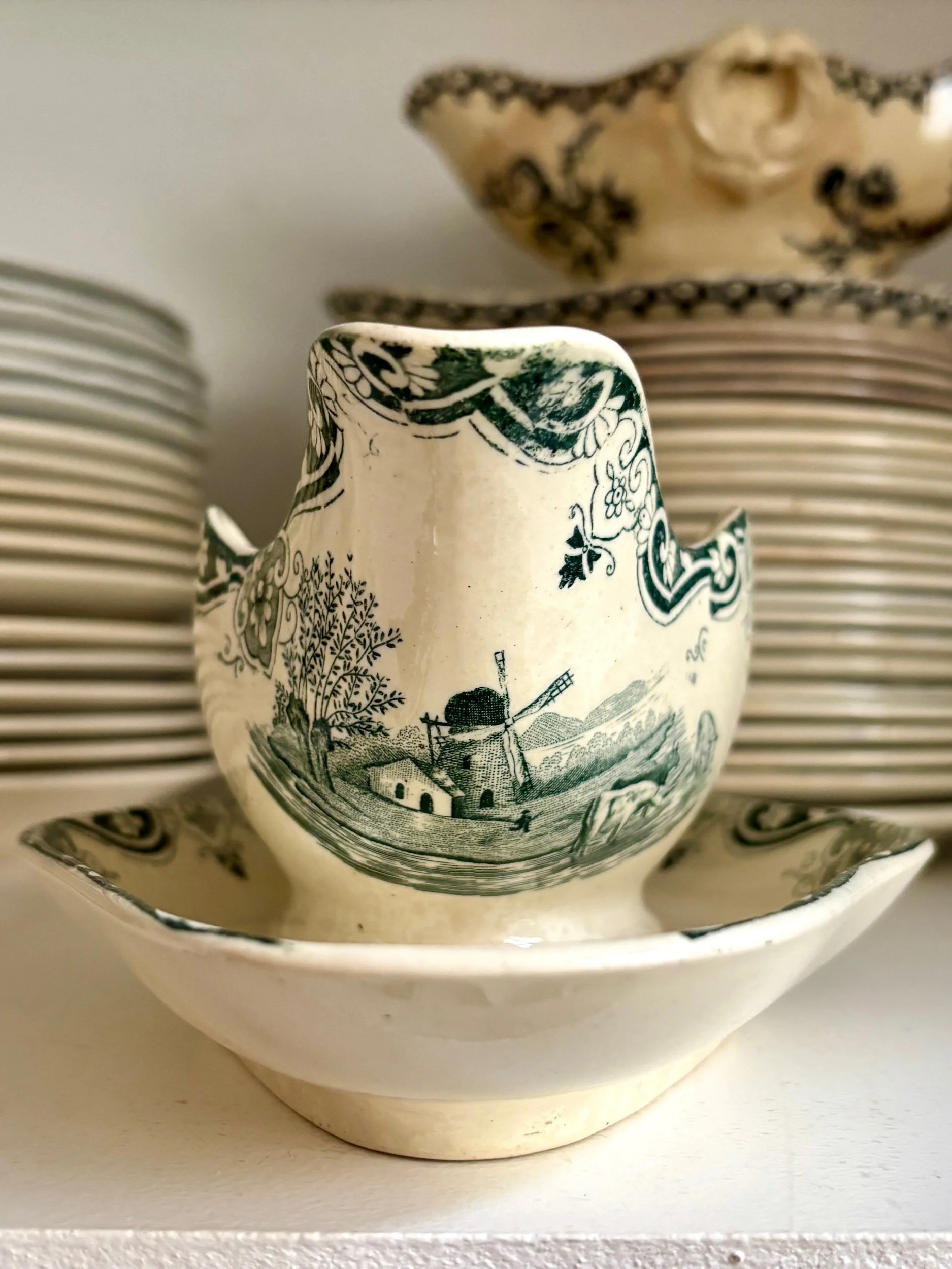 sauciere-salins-delft-terre-de-fer-blanc-bleu-vaisselle-vintage-axs-design-paris-france