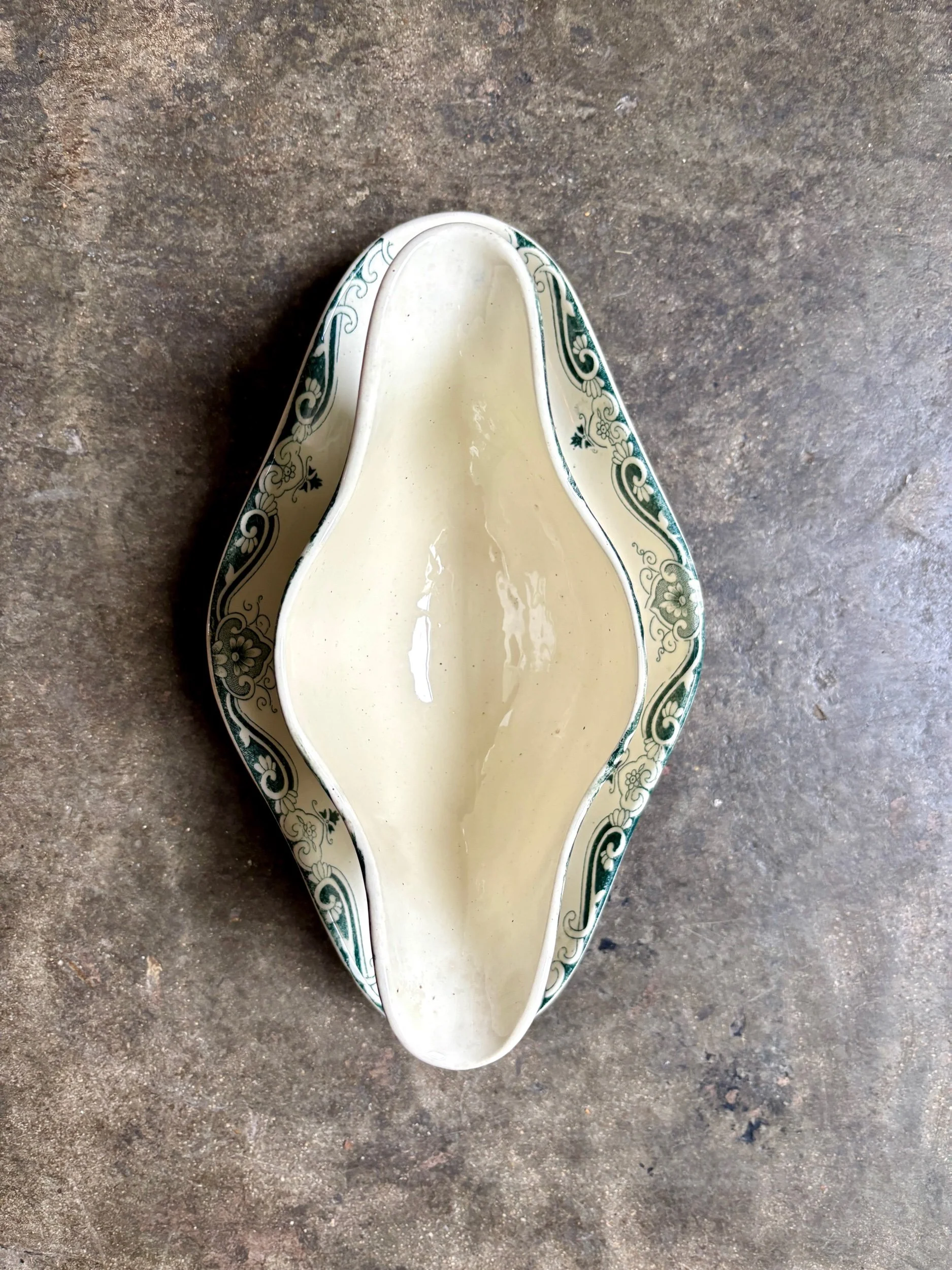 sauciere-salins-delft-terre-de-fer-blanc-bleu-vaisselle-vintage-axs-design-paris-france