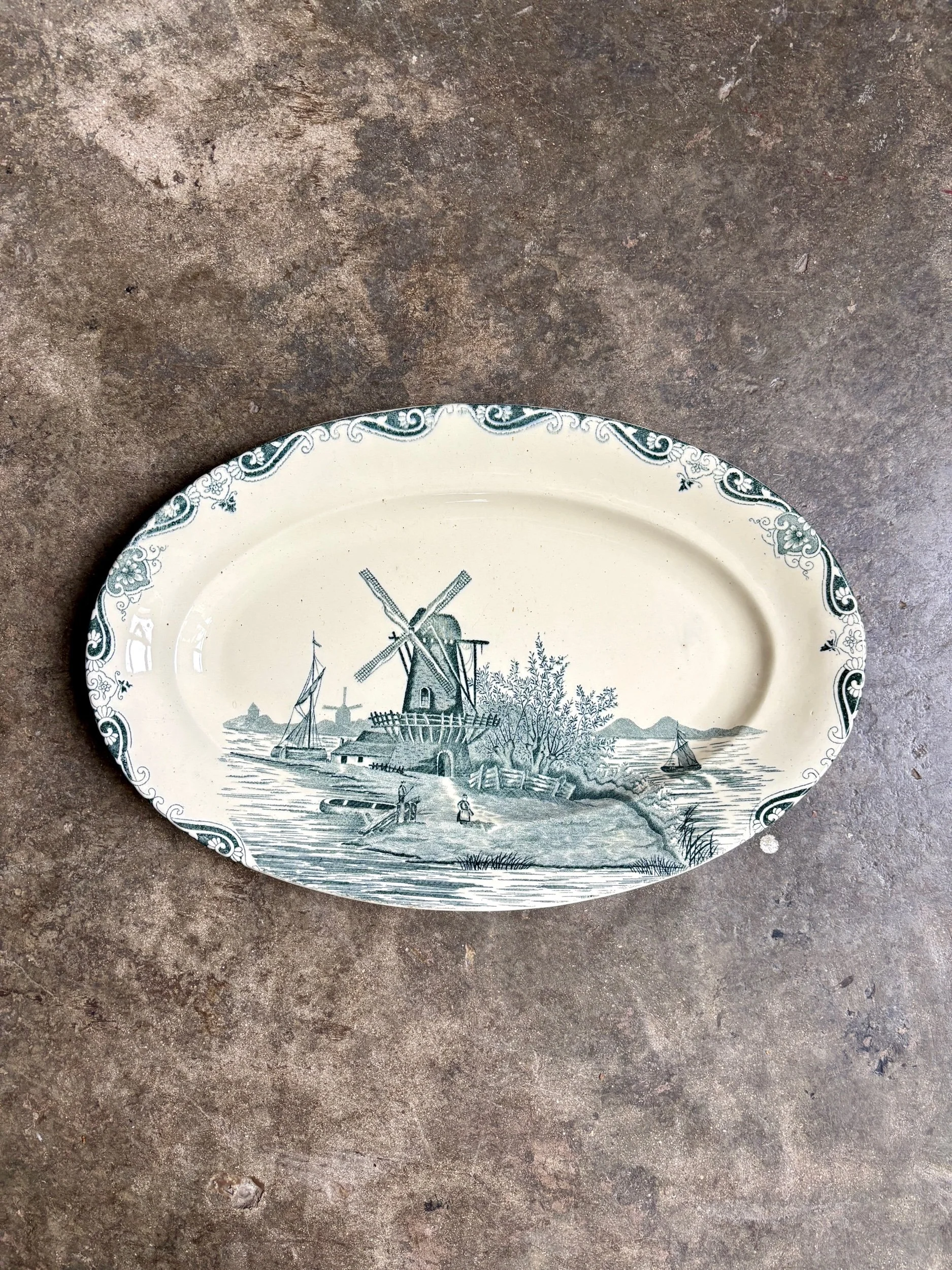 plat-ovale-salins-delft-terre-de-fer-blanc-bleu-vaisselle-vintage-axs-design-paris-france