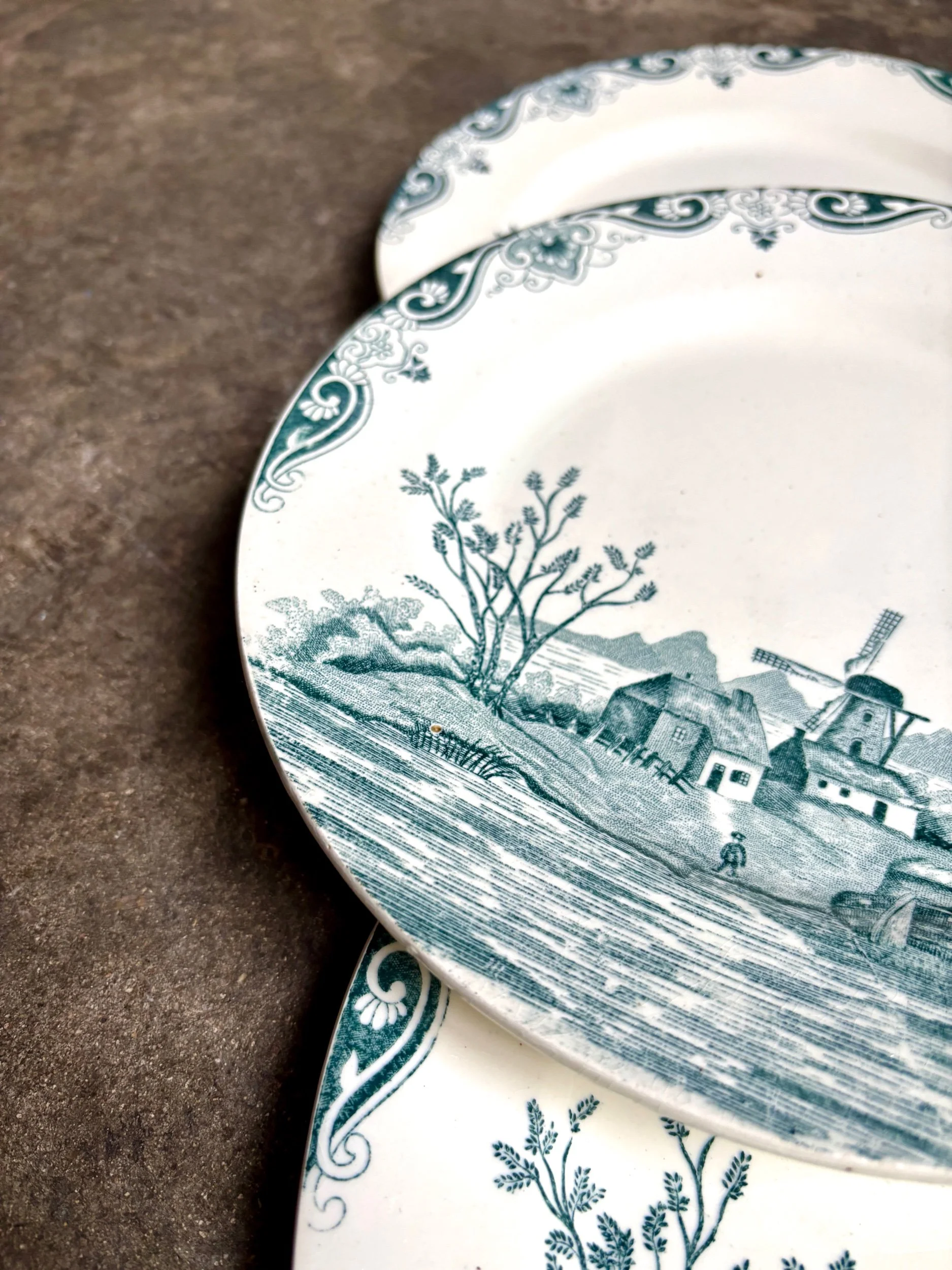 6-assiettes-plates-2-salins-delft-terre-de-fer-blanc-bleu-vaisselle-vintage-axs-design-paris-france