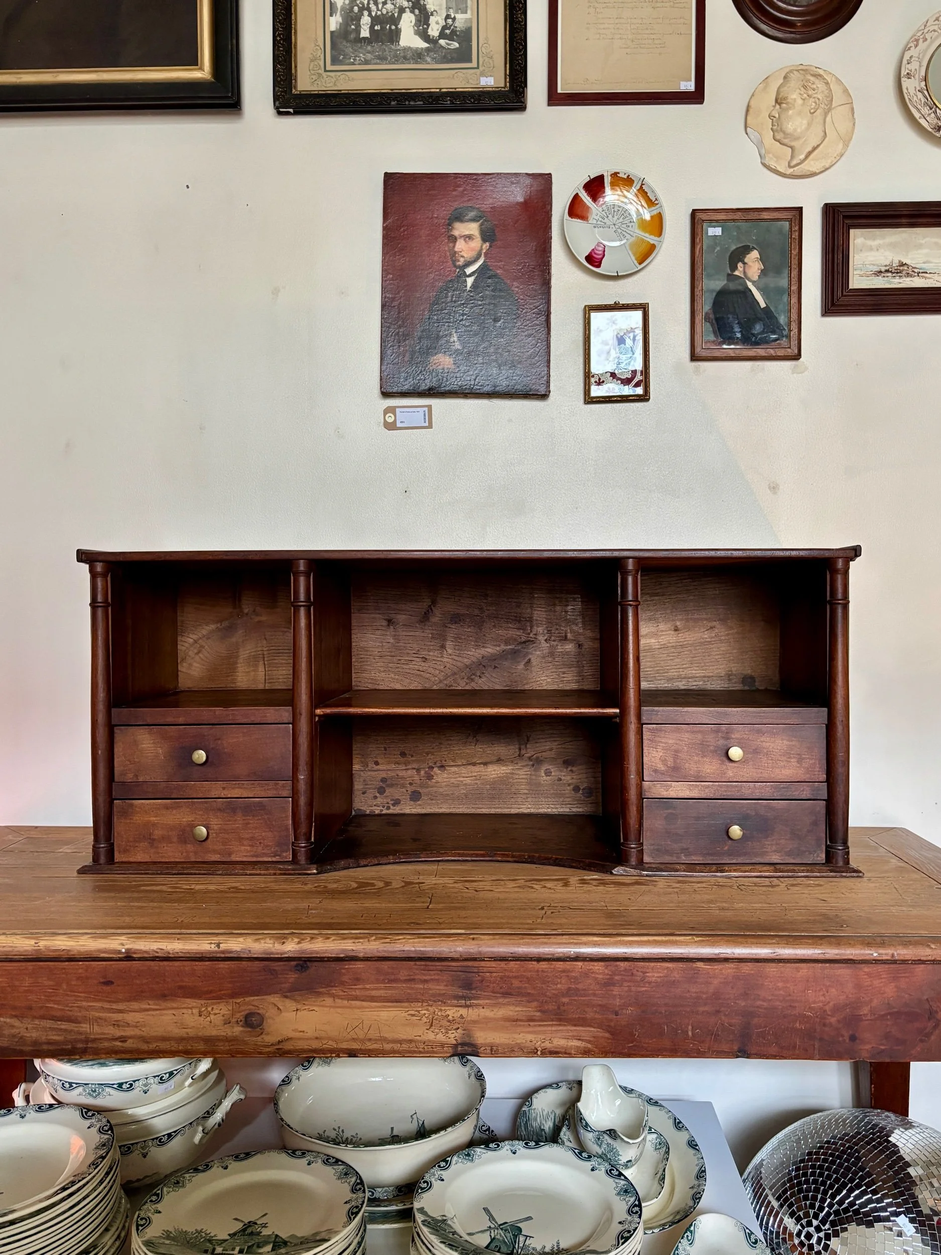meuble-rangement-cabinet-4-tiroirs-bois-fonce-mobilier-classique-vintage-axs-design-paris-france