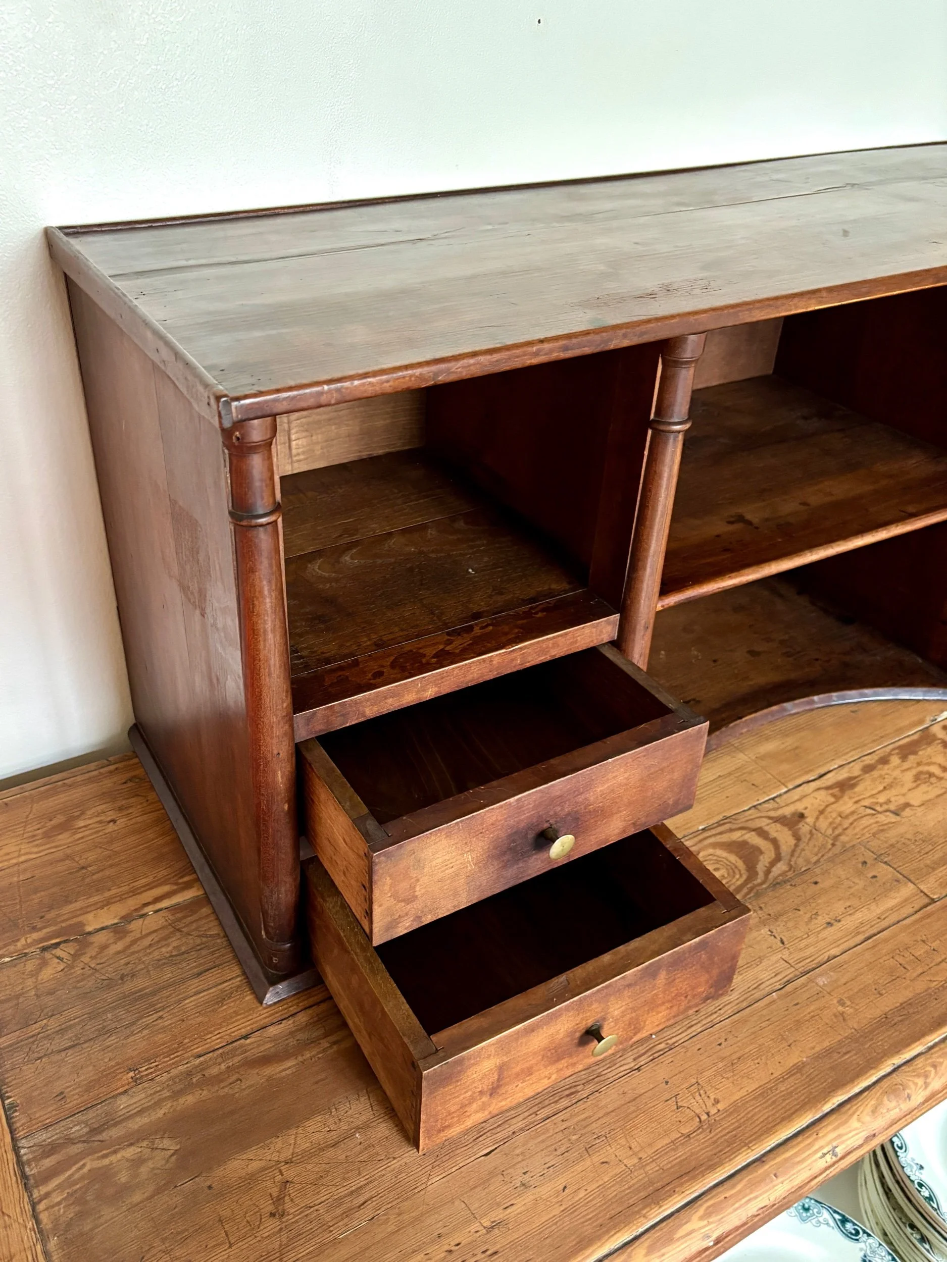meuble-rangement-cabinet-4-tiroirs-bois-fonce-mobilier-classique-vintage-axs-design-paris-france