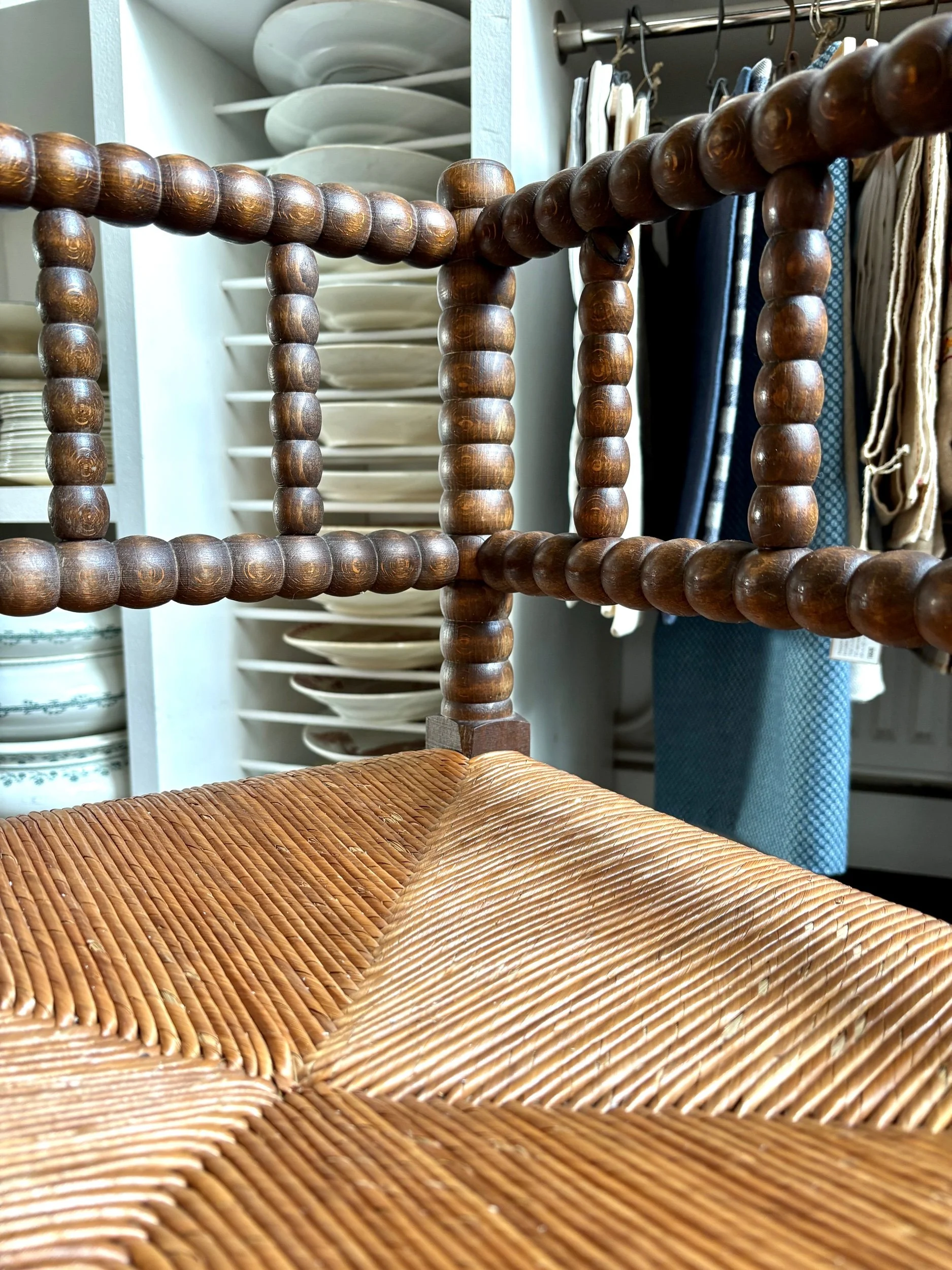 chaise-coin-bois-tourne-paille-assise-vintage-axs-design-paris-france