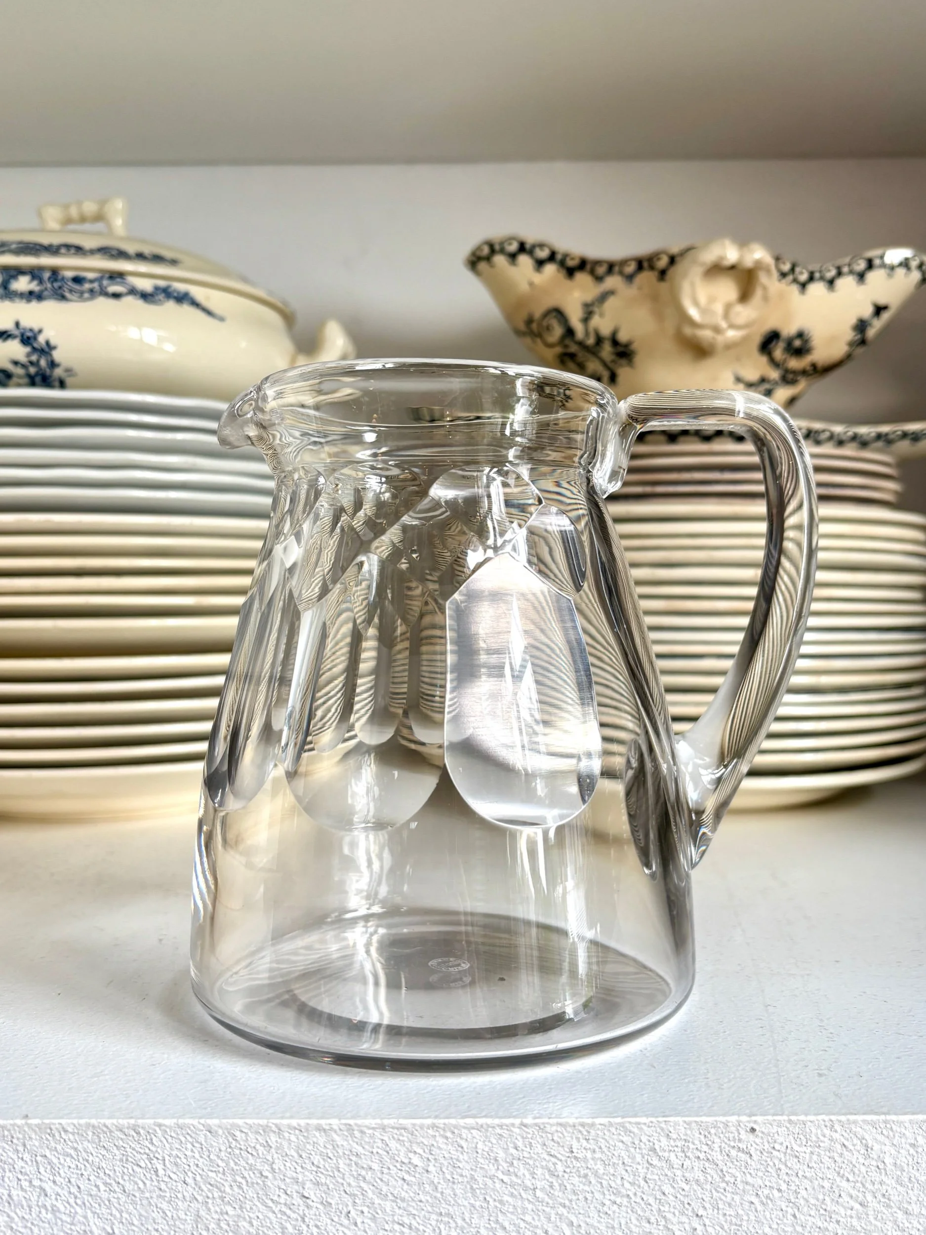 Pichet Saint Louis en cristal ciselé