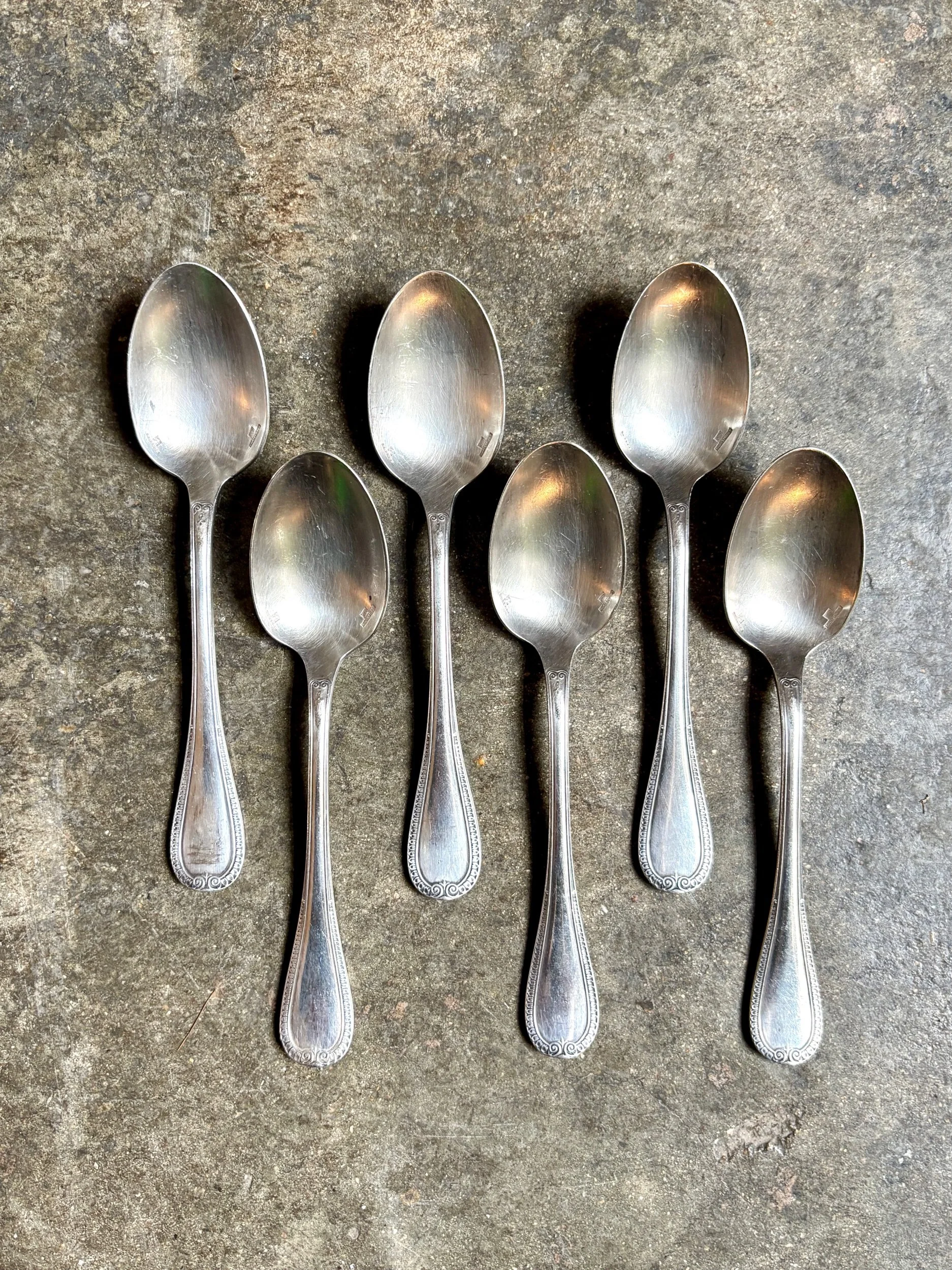 6-petites-cuilleres-christofle-malmaison-metal-argente-couverts-vintage-axs-design-paris-france