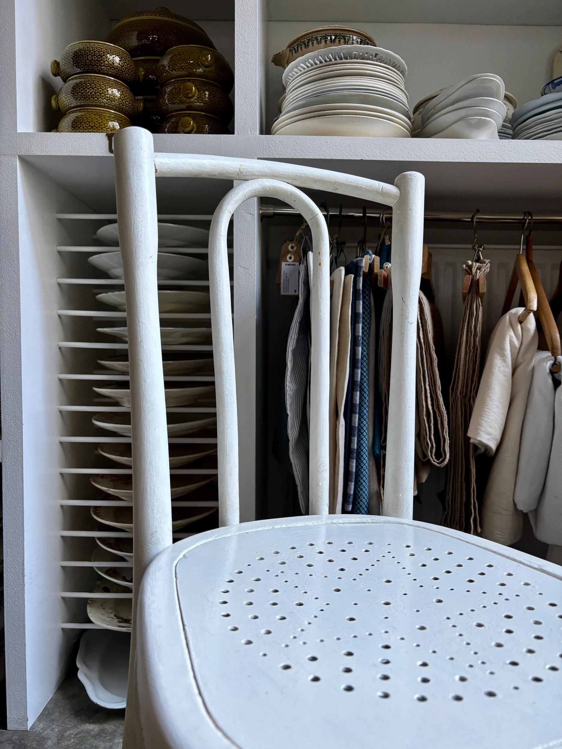 chaise-bistrot-hetre-bois-blanc-vintage-axs-design-paris-france