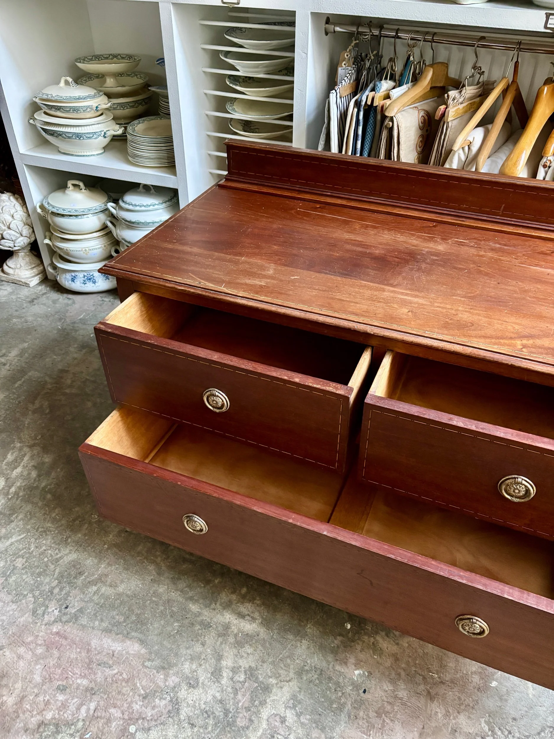 commode-bois-roulettes-meuble-rangement-tiroirs-vintage-axs-design-paris-france