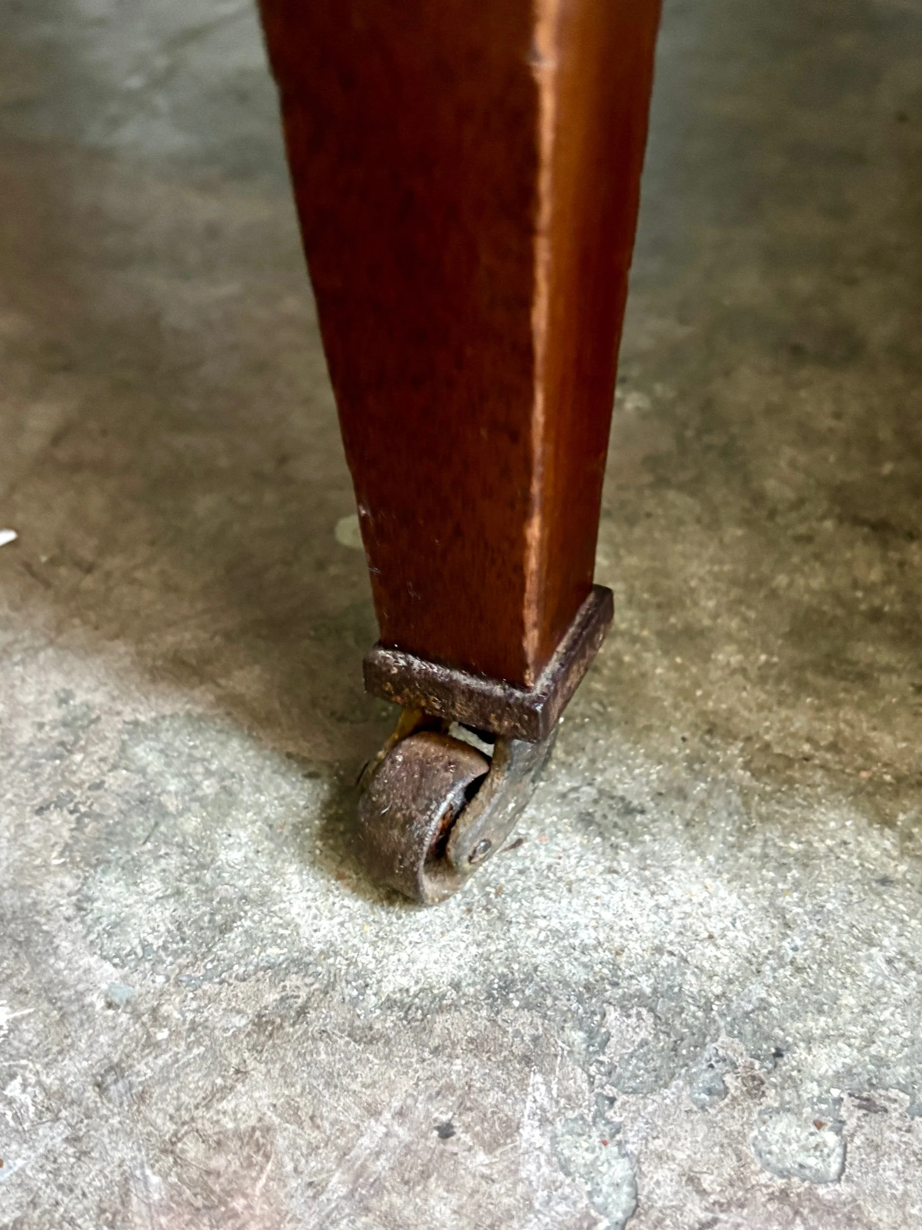 commode-bois-roulettes-meuble-rangement-tiroirs-vintage-axs-design-paris-france