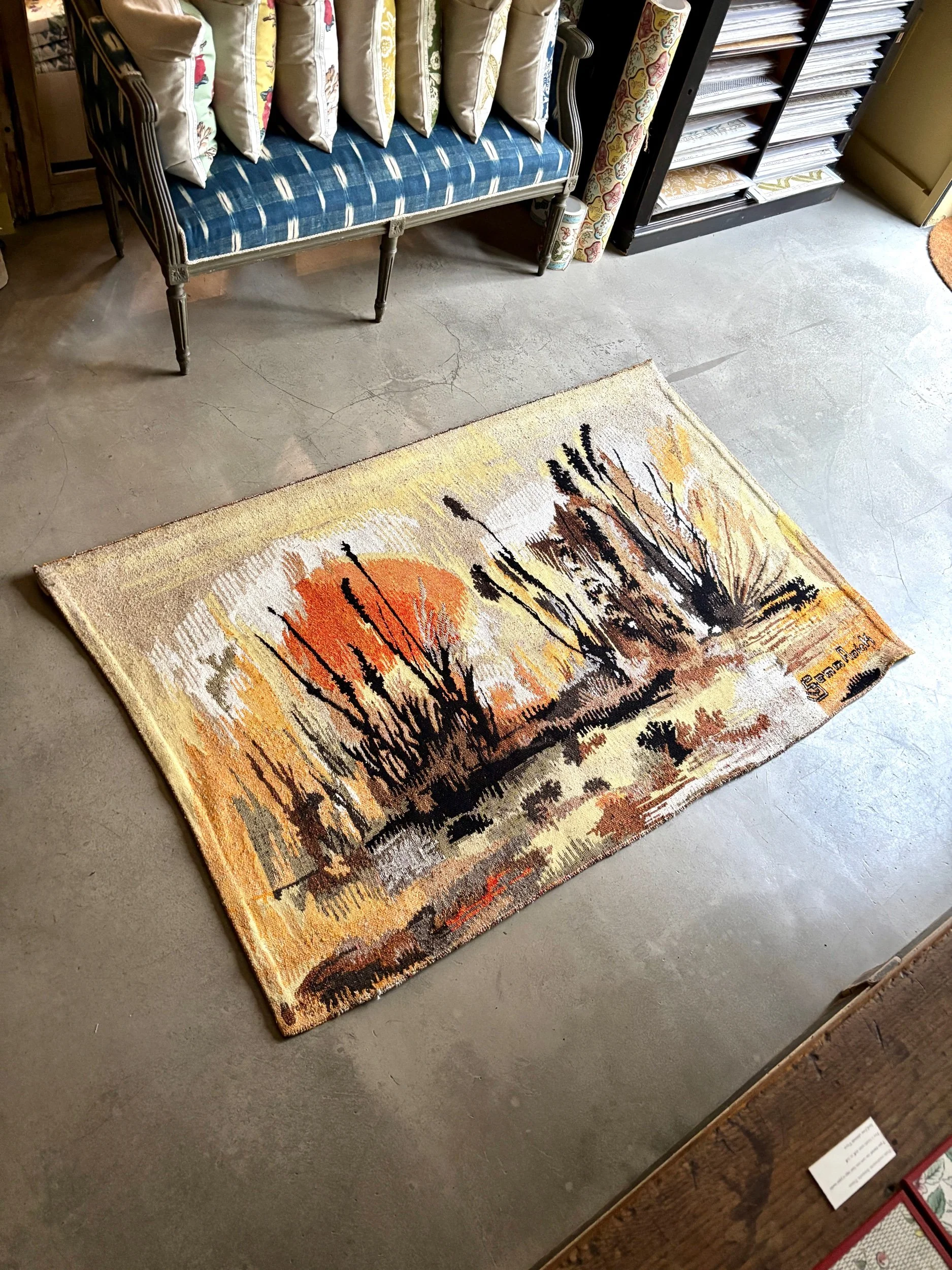 tapisserie-tenture-haiti-gemmanick-robert-four-aubusson-laine-orange-beige-decoration-vintage-axs-design-paris-france