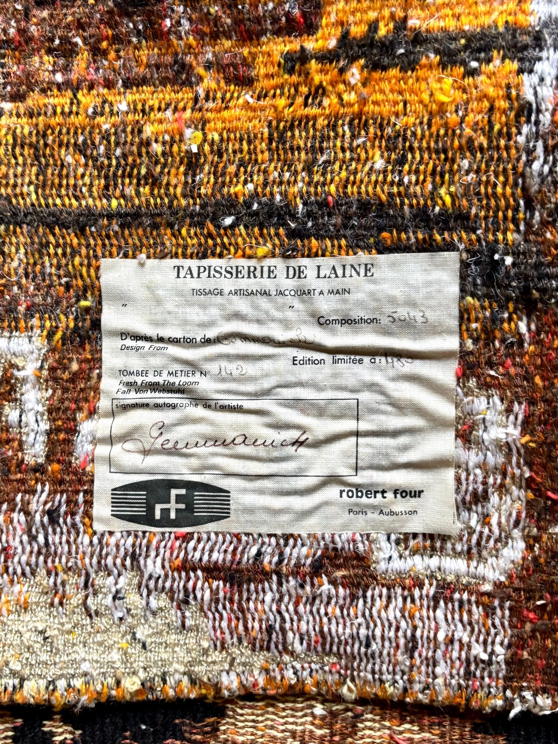 tapisserie-tenture-haiti-gemmanick-robert-four-aubusson-laine-orange-beige-decoration-vintage-axs-design-paris-france