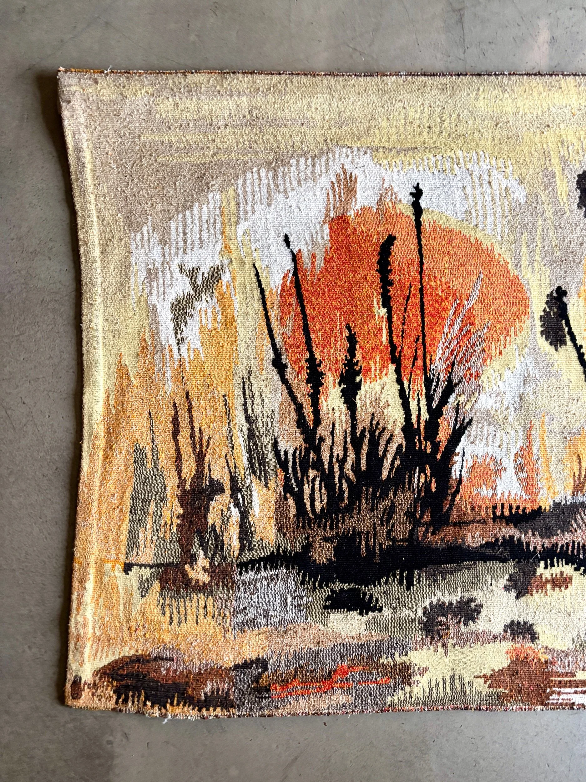 tapisserie-tenture-haiti-gemmanick-robert-four-aubusson-laine-orange-beige-decoration-vintage-axs-design-paris-france