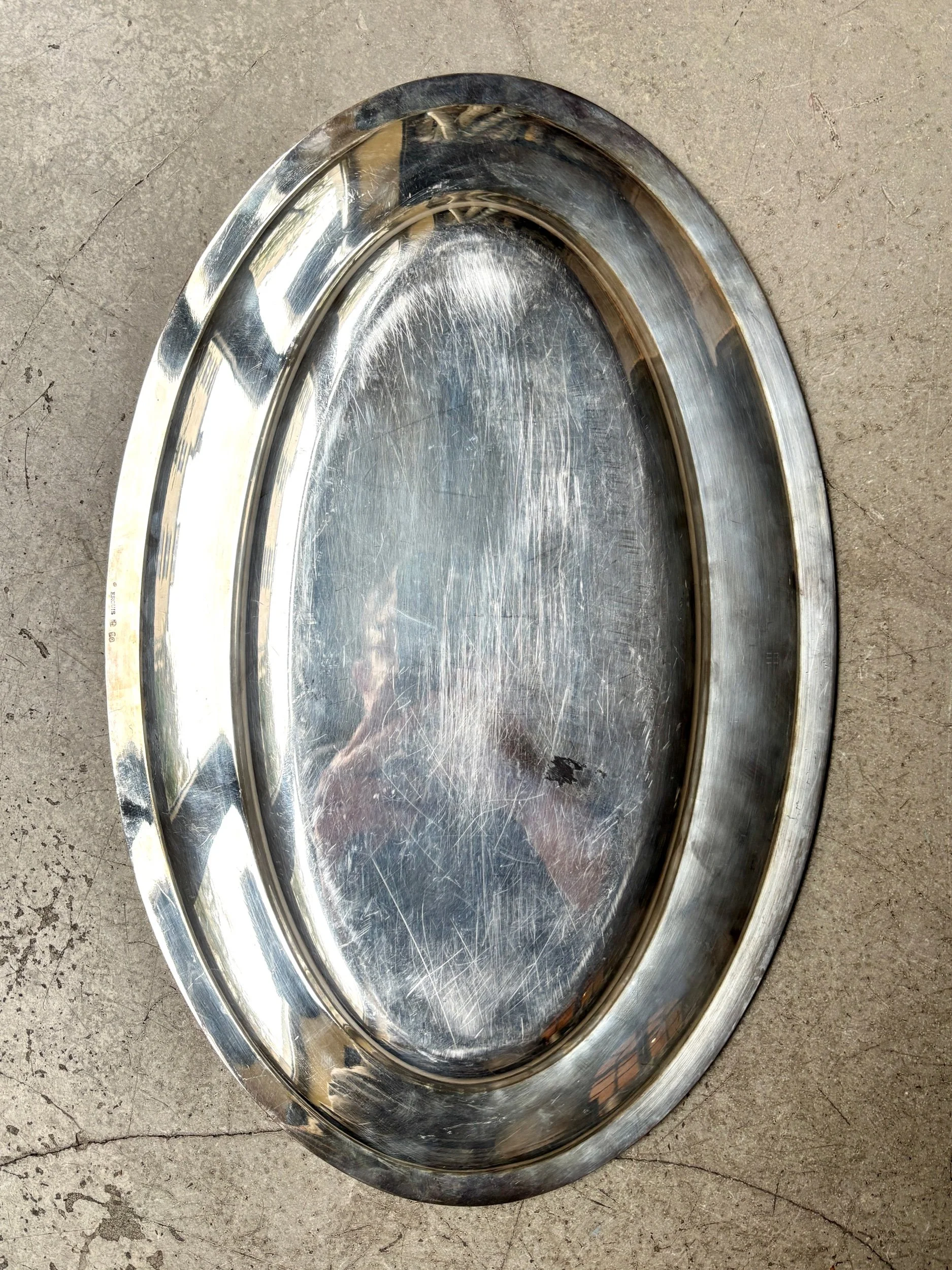 plat-ovale-ercuis-metal-argente-perle-vaisselle-vintage-axs-design-paris-france