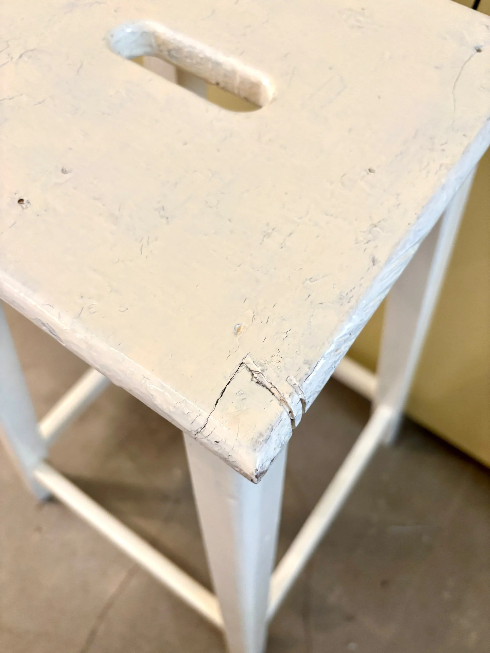 tabouret-sellette-bois-ecru-meuble-assise-vintage-axs-design-paris-france