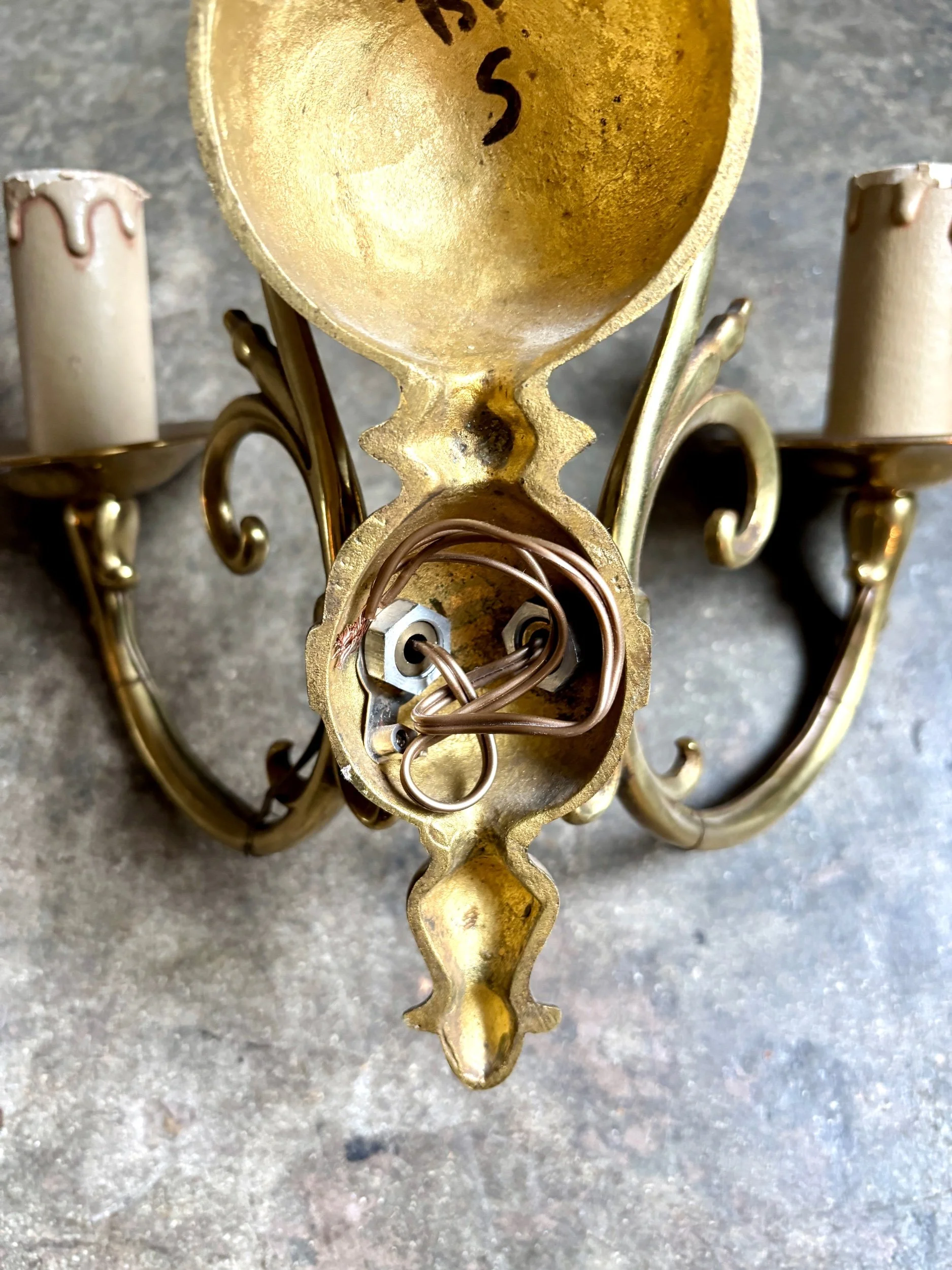 2-appliques-murales-2-feux-laiton-dore-vintage-axs-design-paris-france