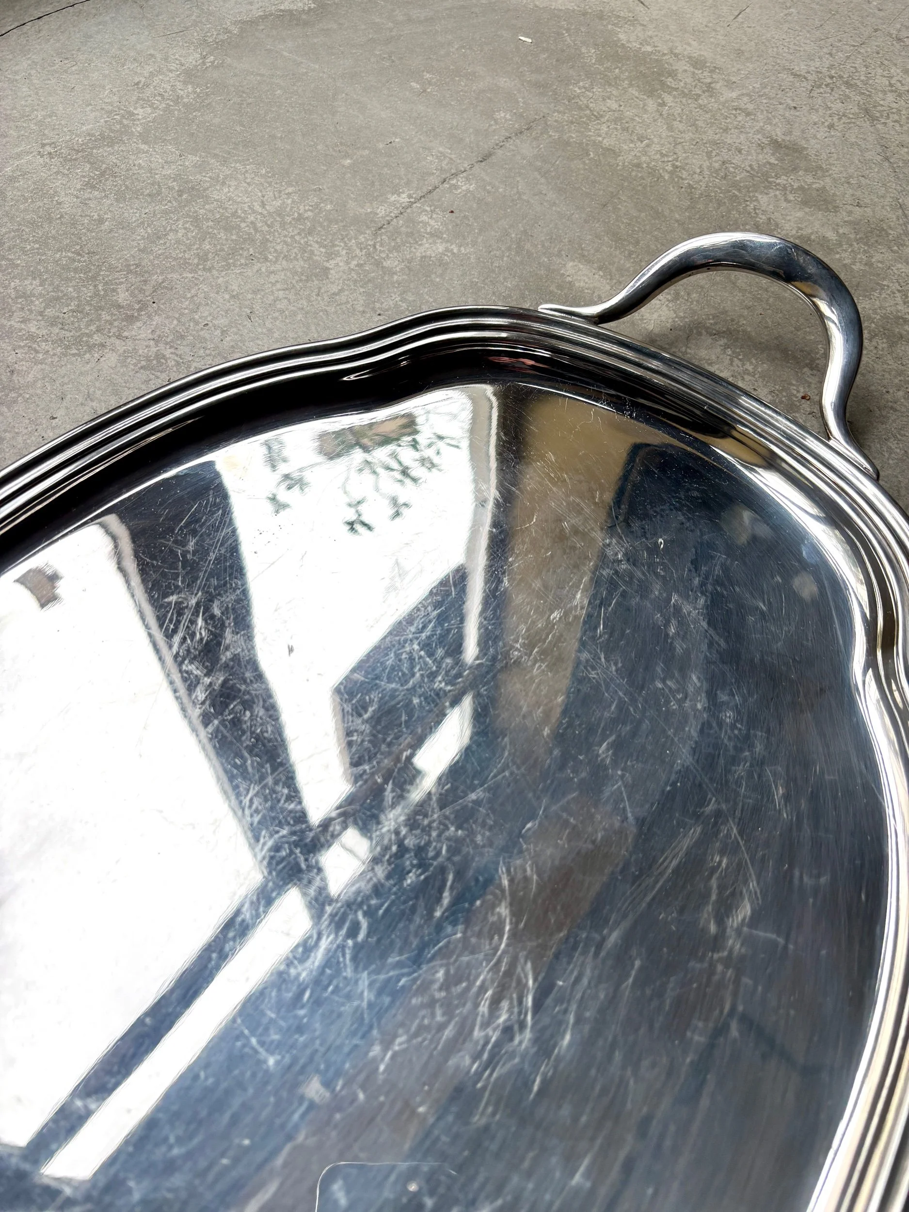 plateau-ovale-metal-argente-vaisselle-vintage-axs-design-paris-france