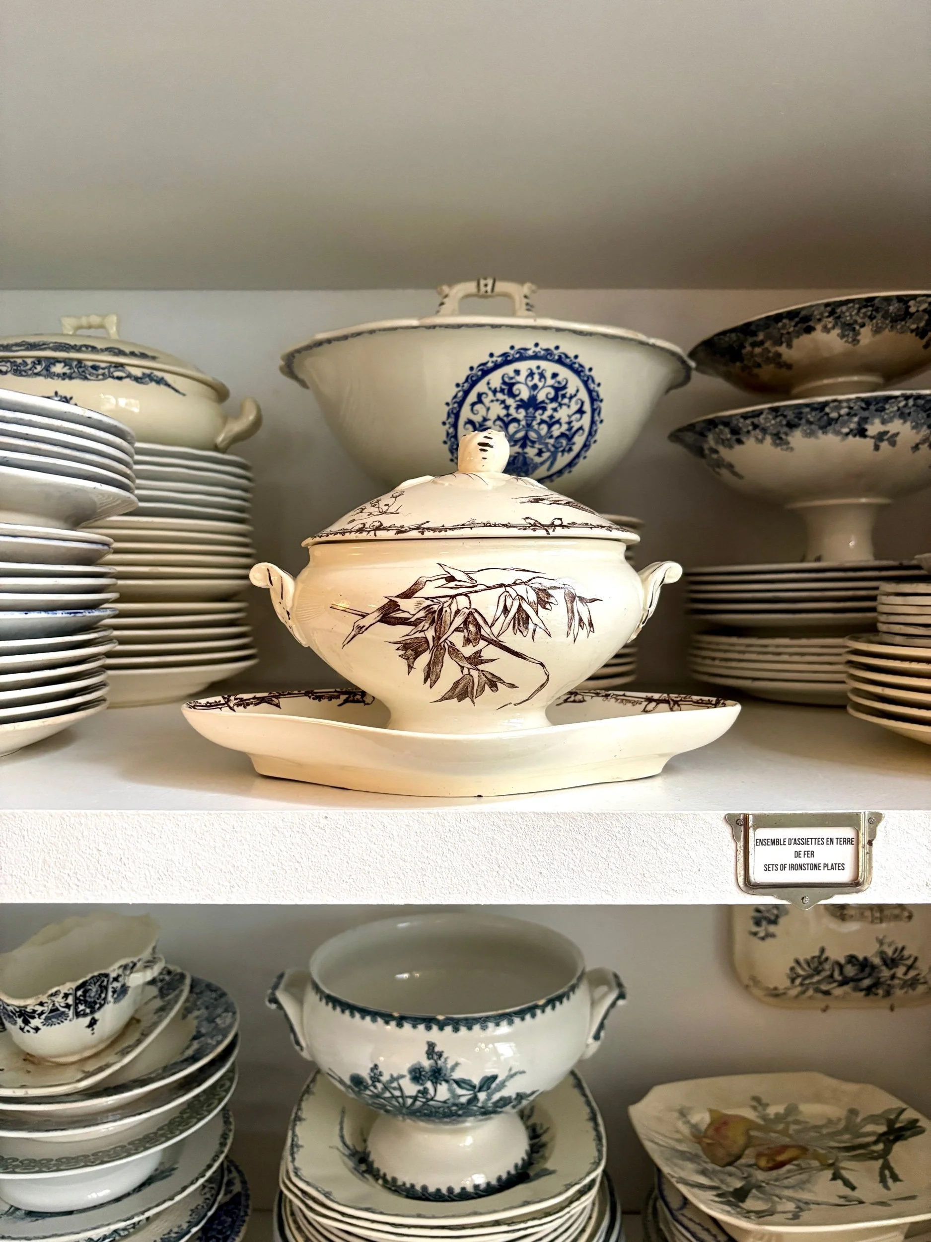 sauciere-couvercle-hb-cie-terre-de-fer-marron-vaisselle-vintage-axs-design-paris-france