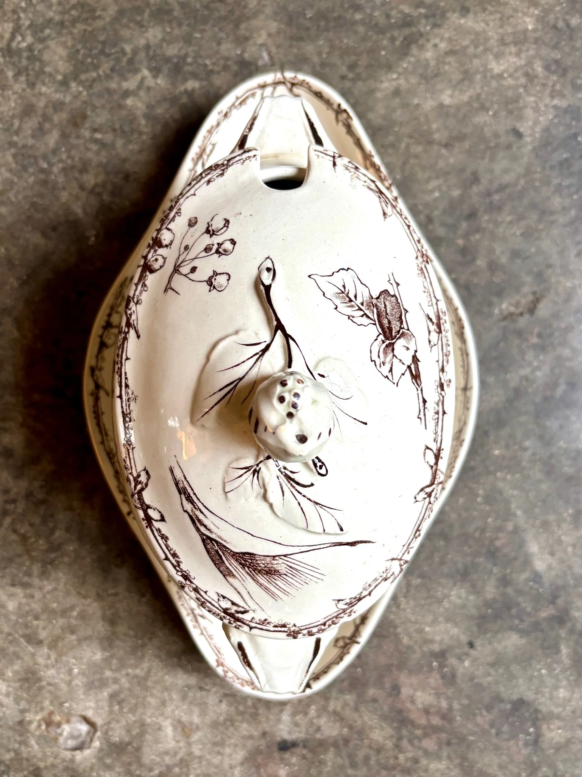 sauciere-couvercle-hb-cie-terre-de-fer-marron-vaisselle-vintage-axs-design-paris-france