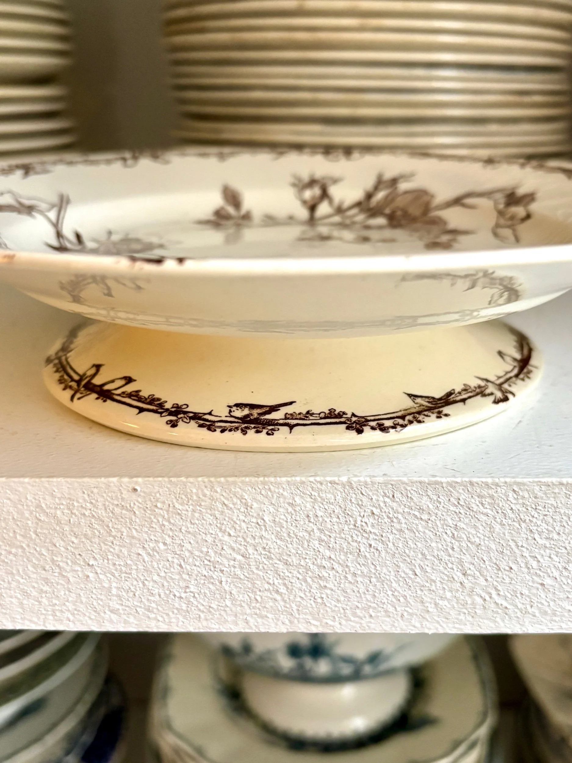 assiette-gateau-hb-cie-terre-de-fer-marron-vaisselle-vintage-axs-design-paris-france