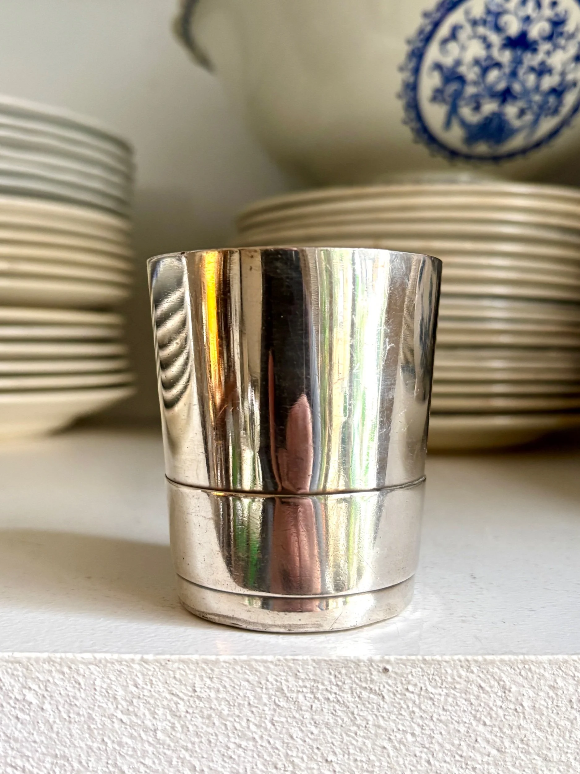 timbale-christofle-1-metal-argente-vaisselle-vintage-axs-design-paris-france