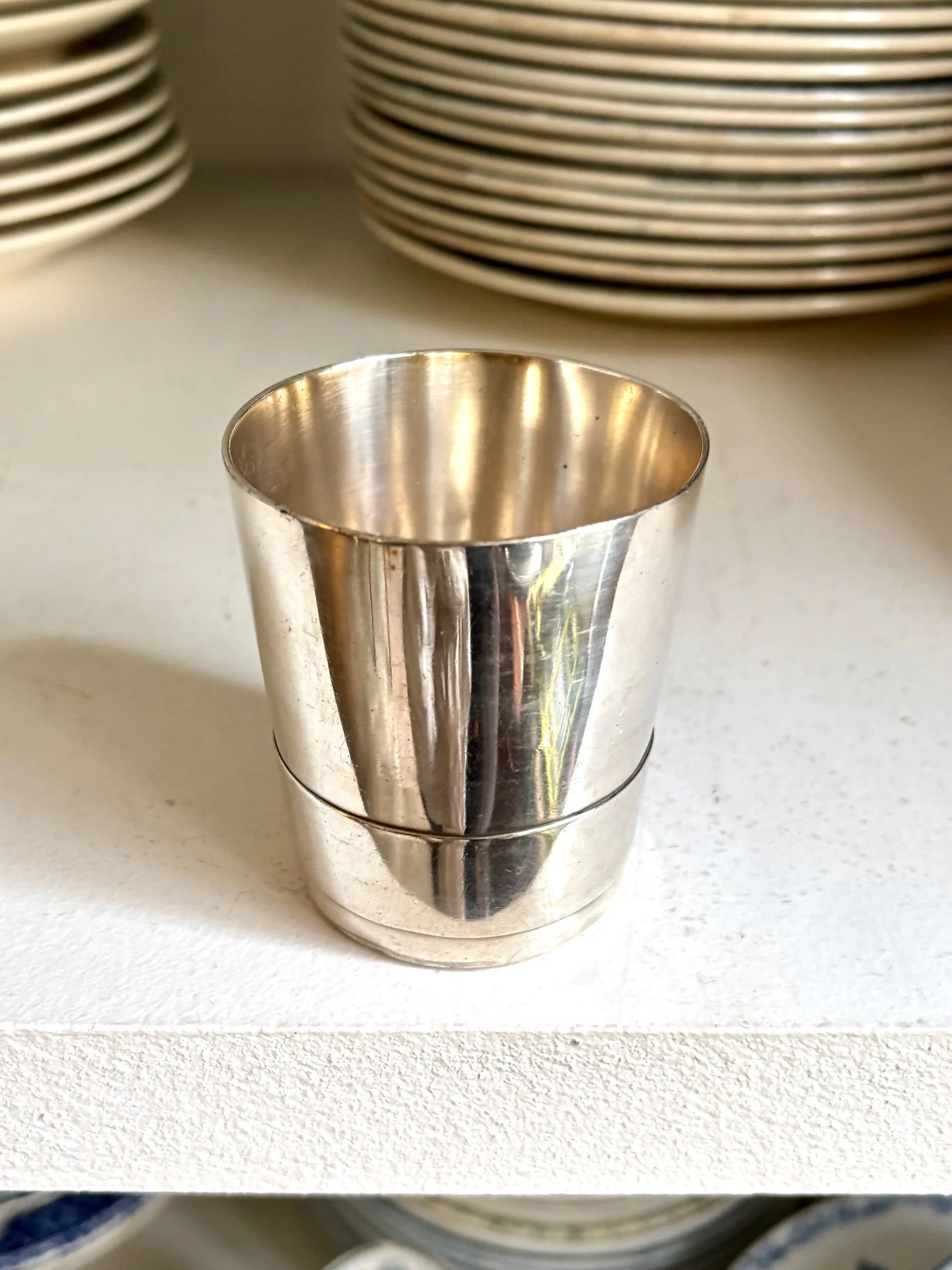 timbale-christofle-1-metal-argente-vaisselle-vintage-axs-design-paris-france