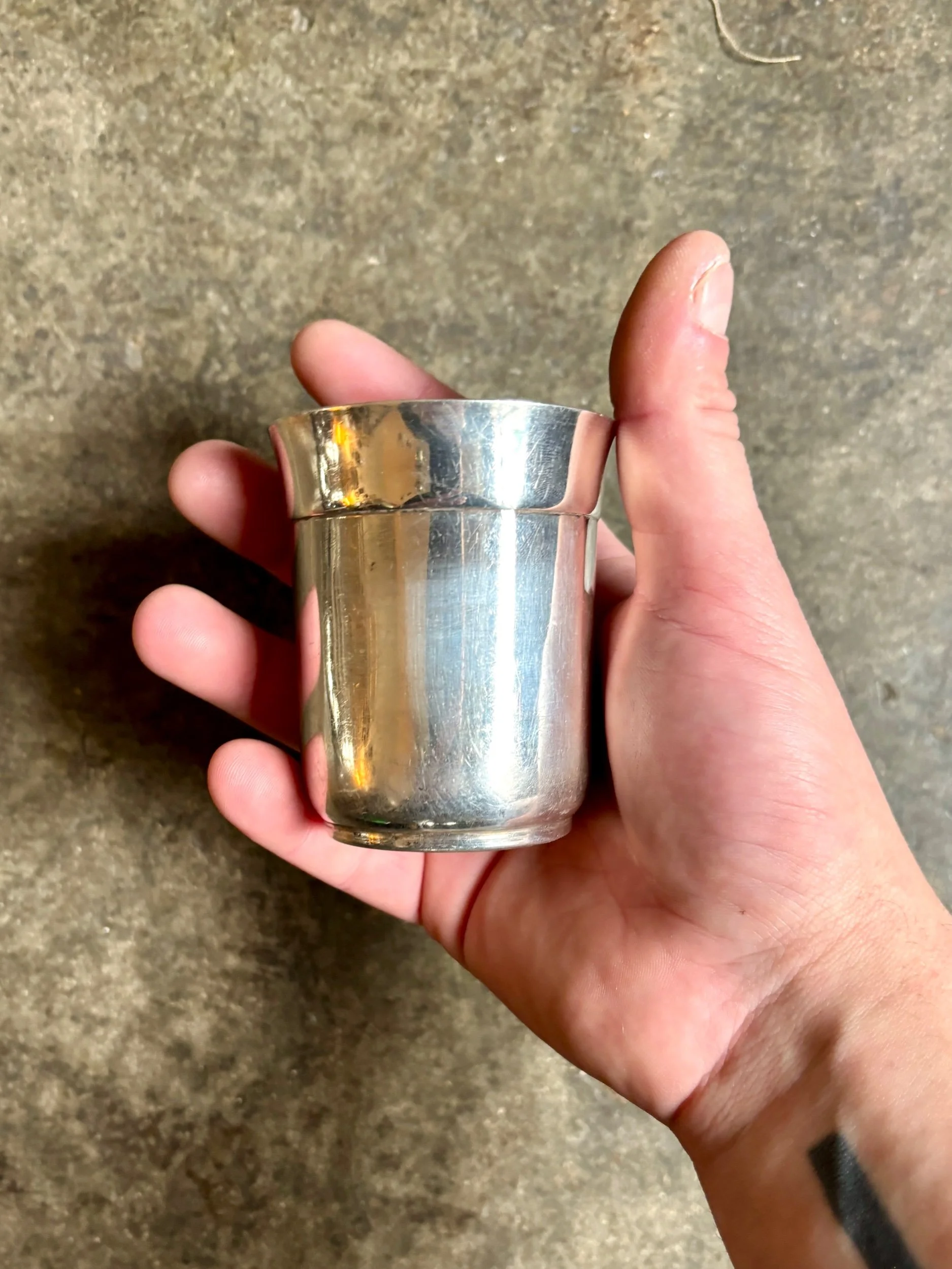 timbale-metal-argente-2-vaisselle-vintage-axs-design-paris-france