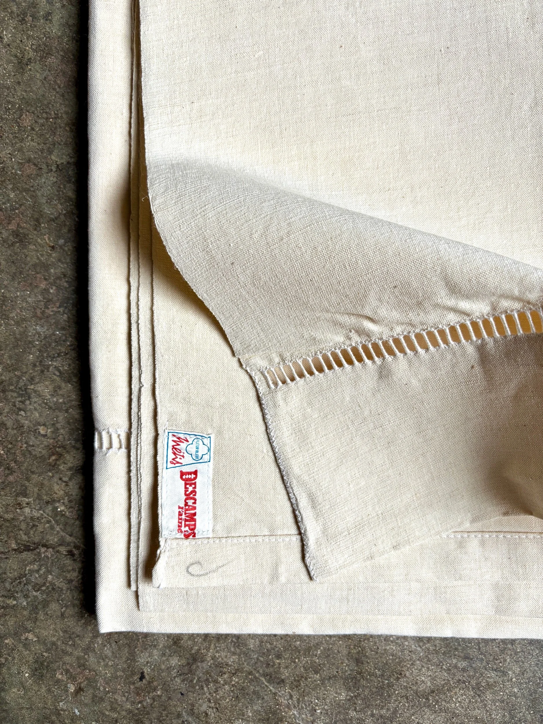 drap-5-metis-lin-coton-beige-jour-venise-linge-maison-decoration-vintage-axs-design-paris-france