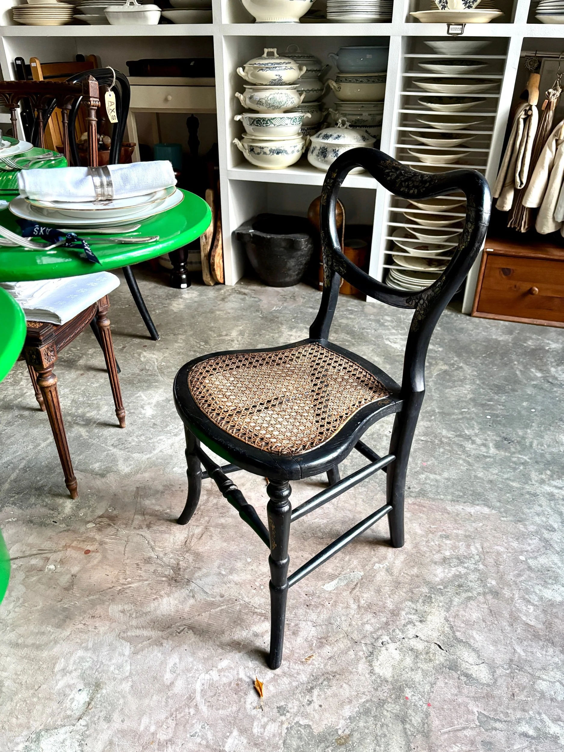 chaise-napoleon-iii-2-bois-noir-cannage-nacre-assise-vintage-axs-design-paris-france