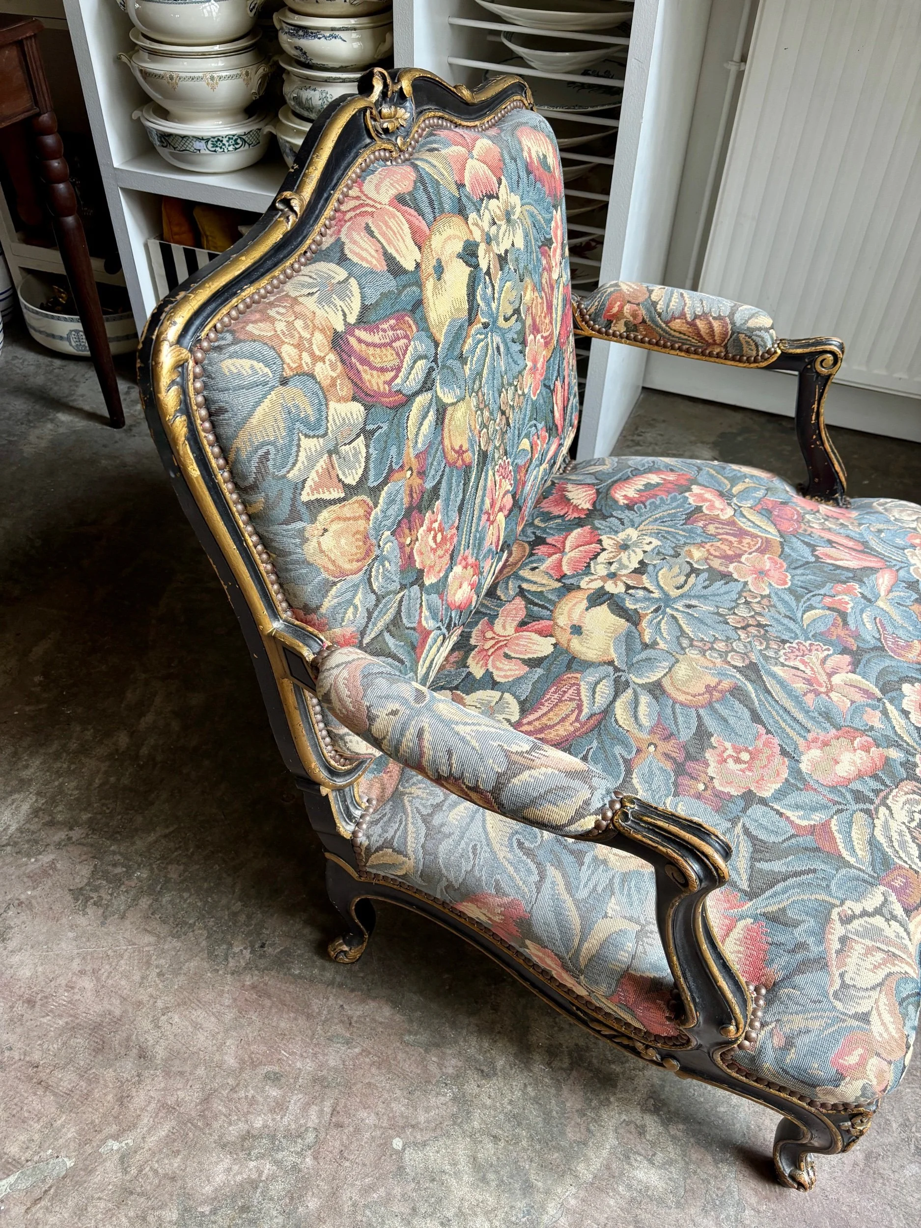 marquise-fauteuil-louis-xv-napoleon-iii-bois-noir-dore-jacquard-fleuri-vintage-axs-design-paris-france