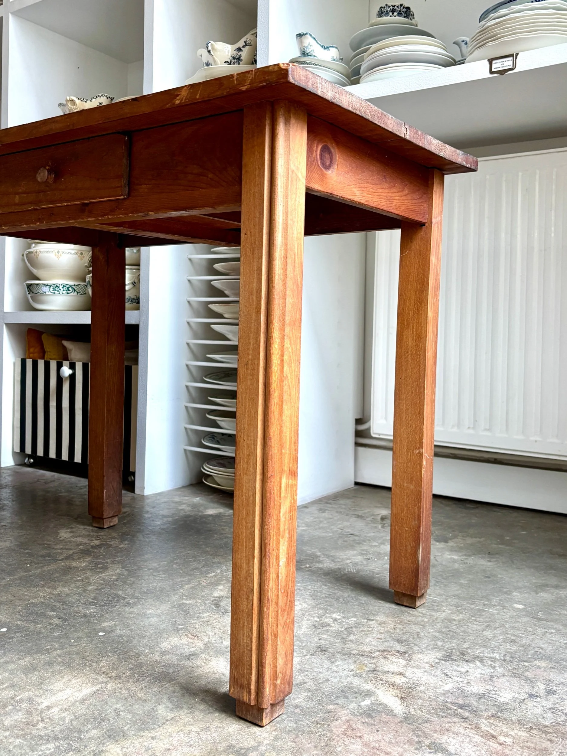 bureau-table-bois-fonce-2-vintage-axs-design-paris-france