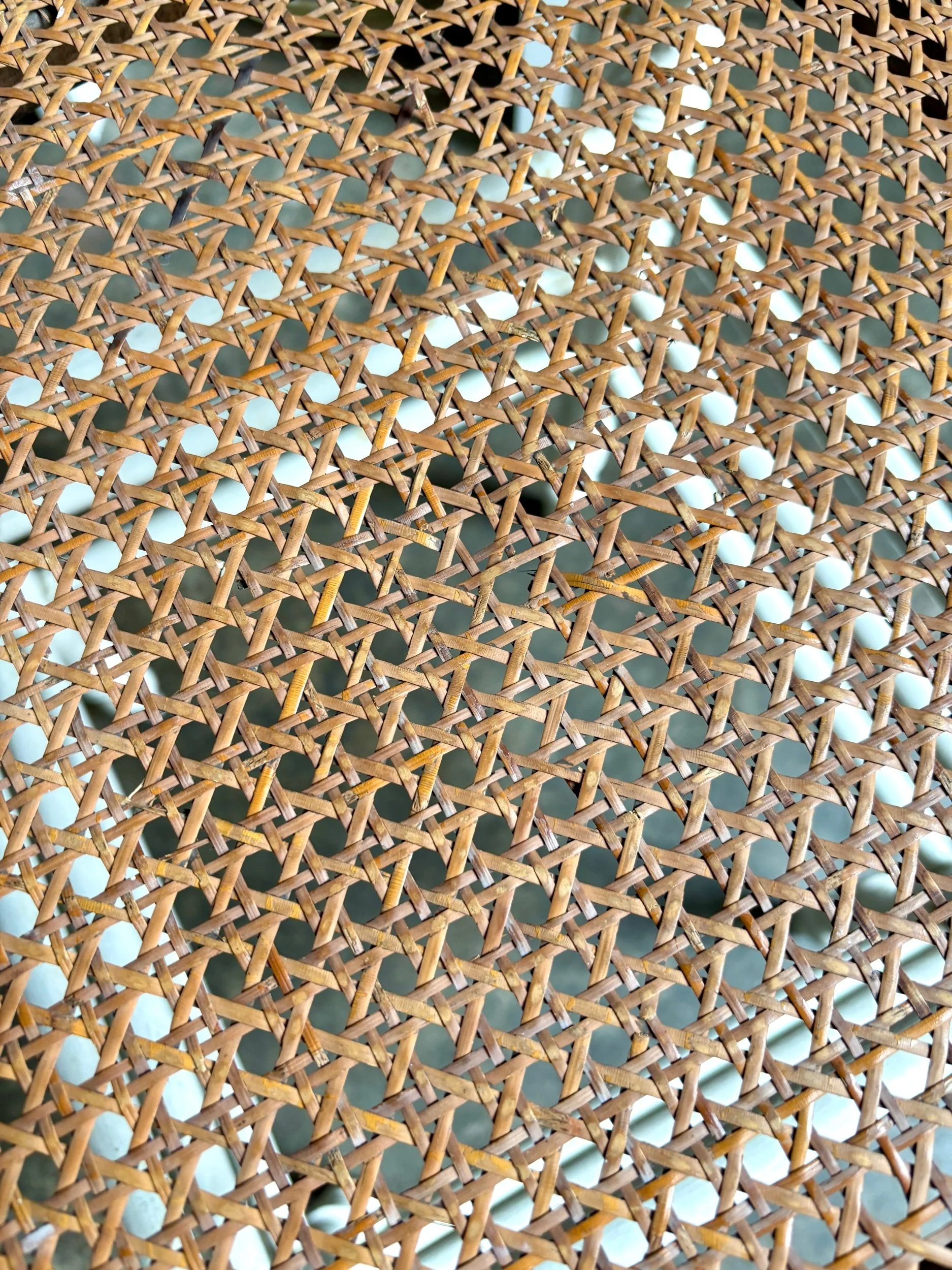 tabouret-bois-blanc-cannage-assise-vintage-axs-design-paris-france