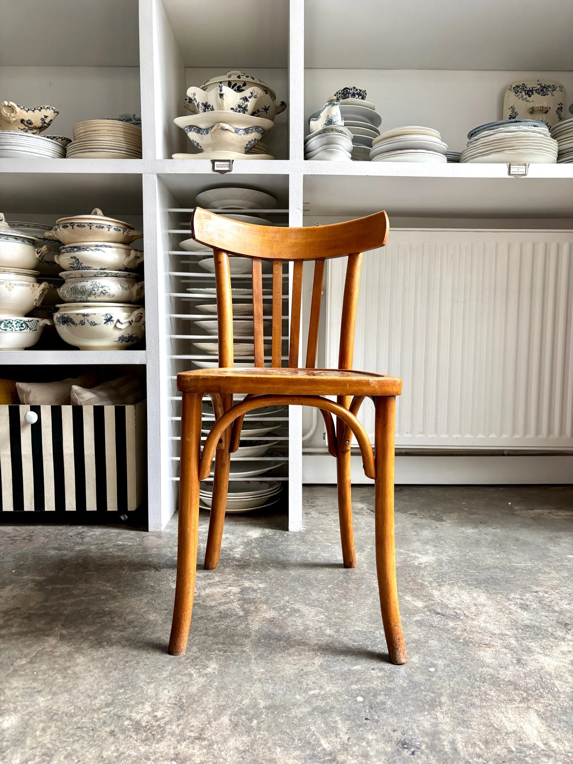 chaise-bistrot-luterma-bois-clair-vintage-axs-design-paris-france