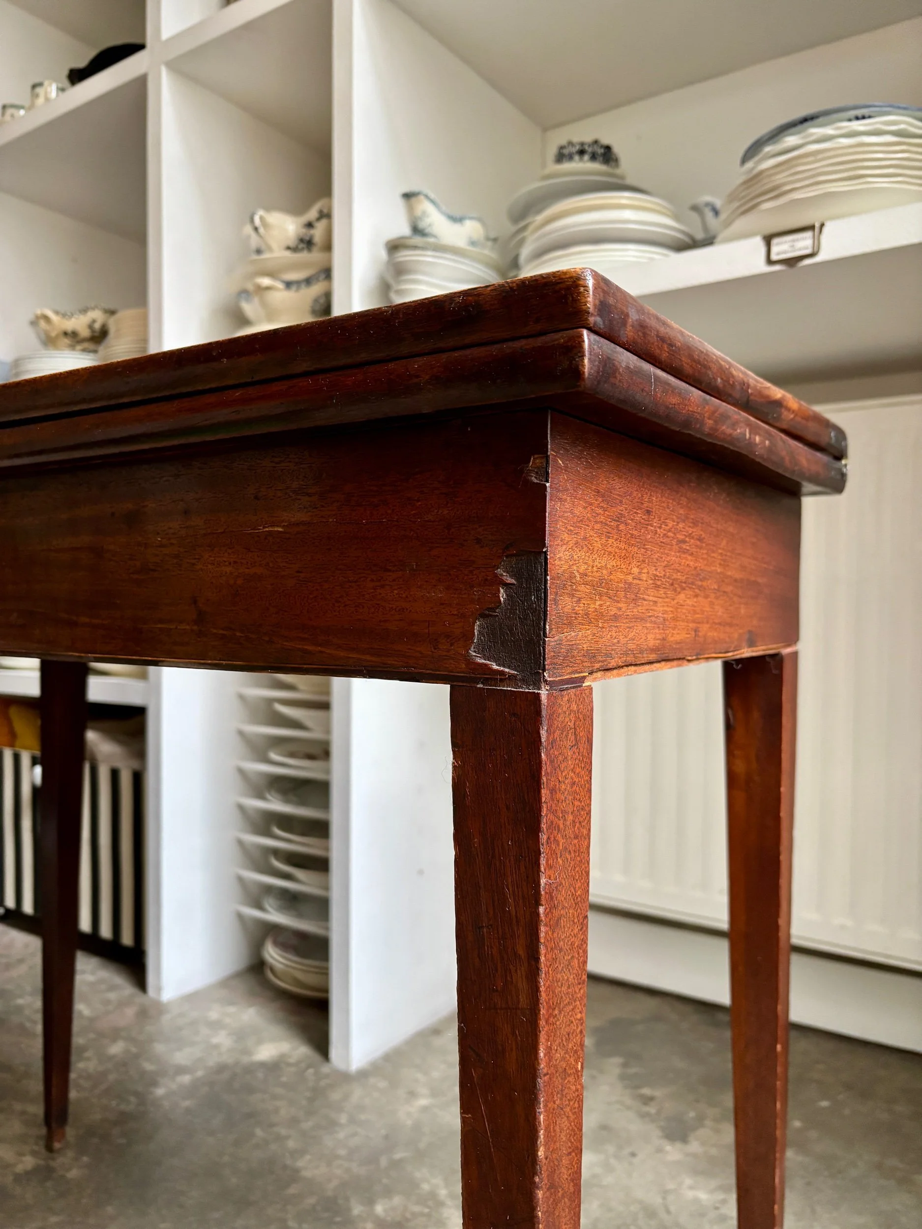 table-console-bois-fonce-vintage-axs-design-paris-france