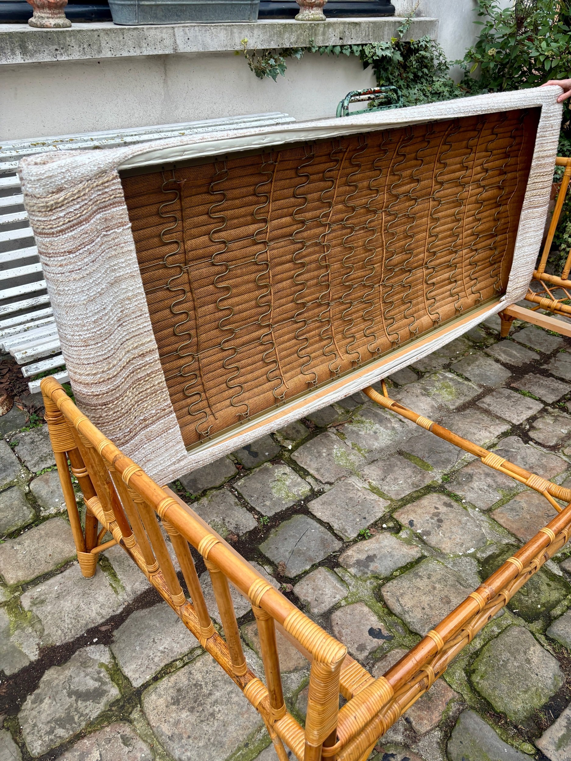 lit-simple-rotin-mobilier-enfant-vintage-axs-design-paris-france