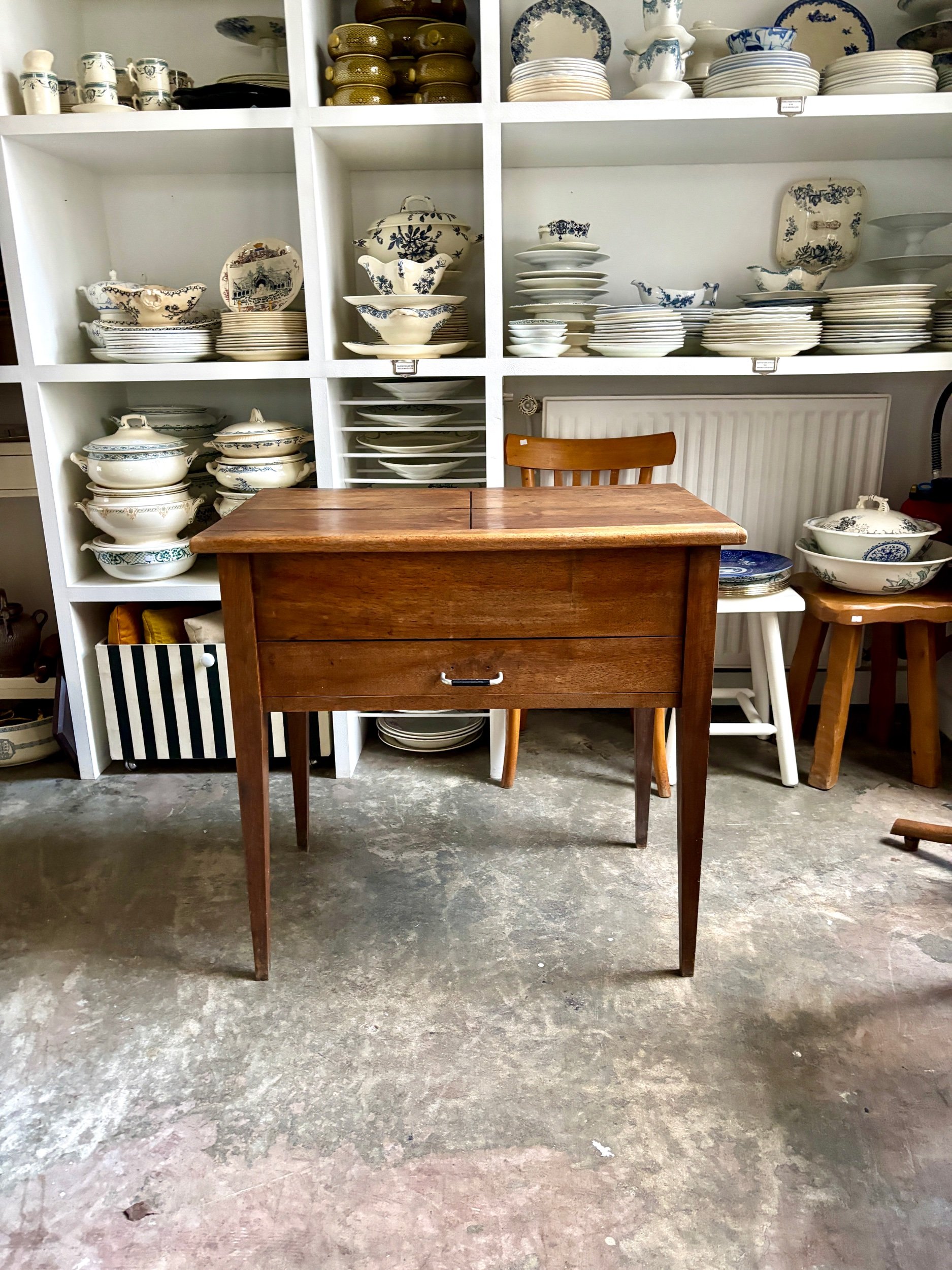 meuble-metier-table-bois-vintage-axs-design-paris-france