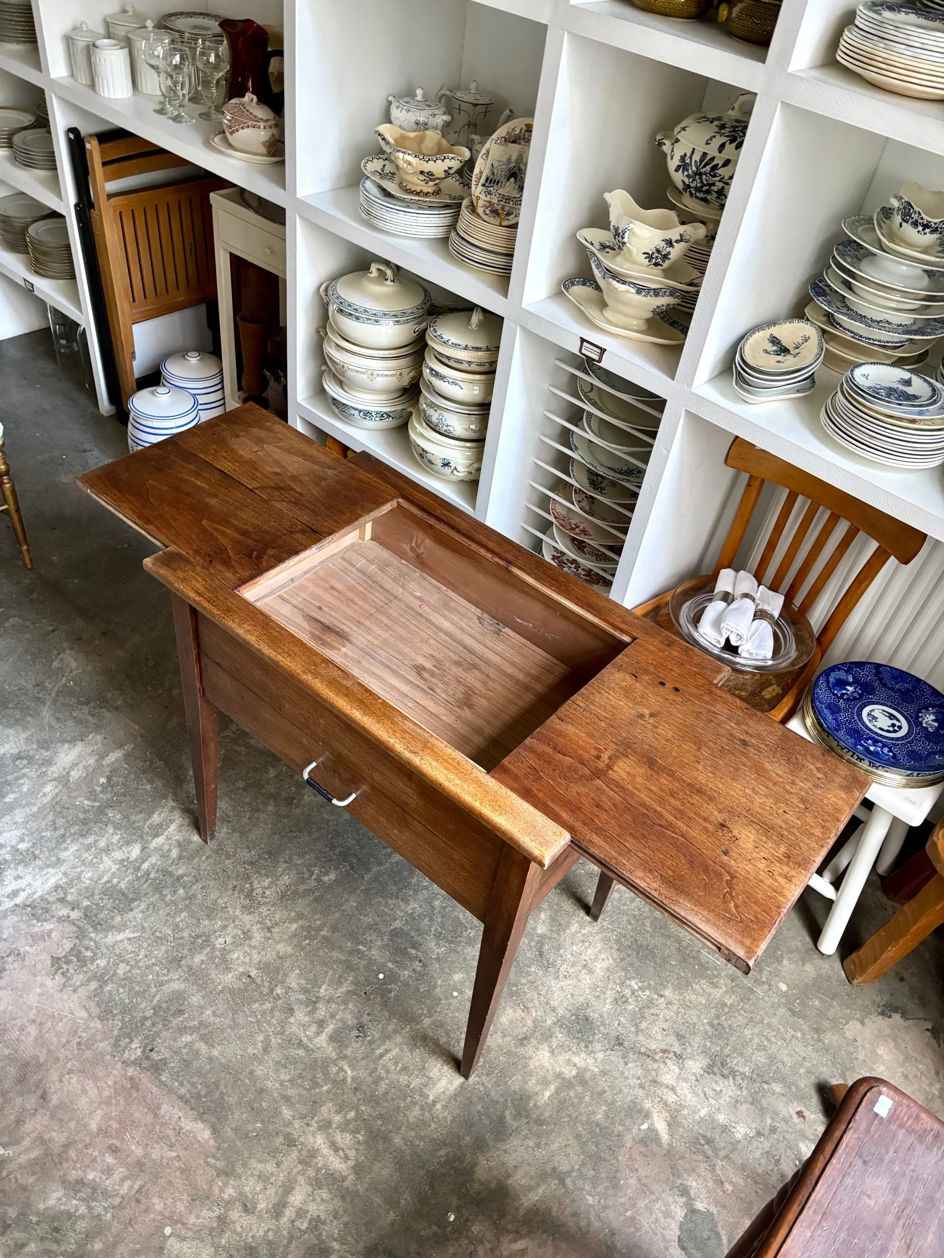 meuble-metier-table-bois-vintage-axs-design-paris-france