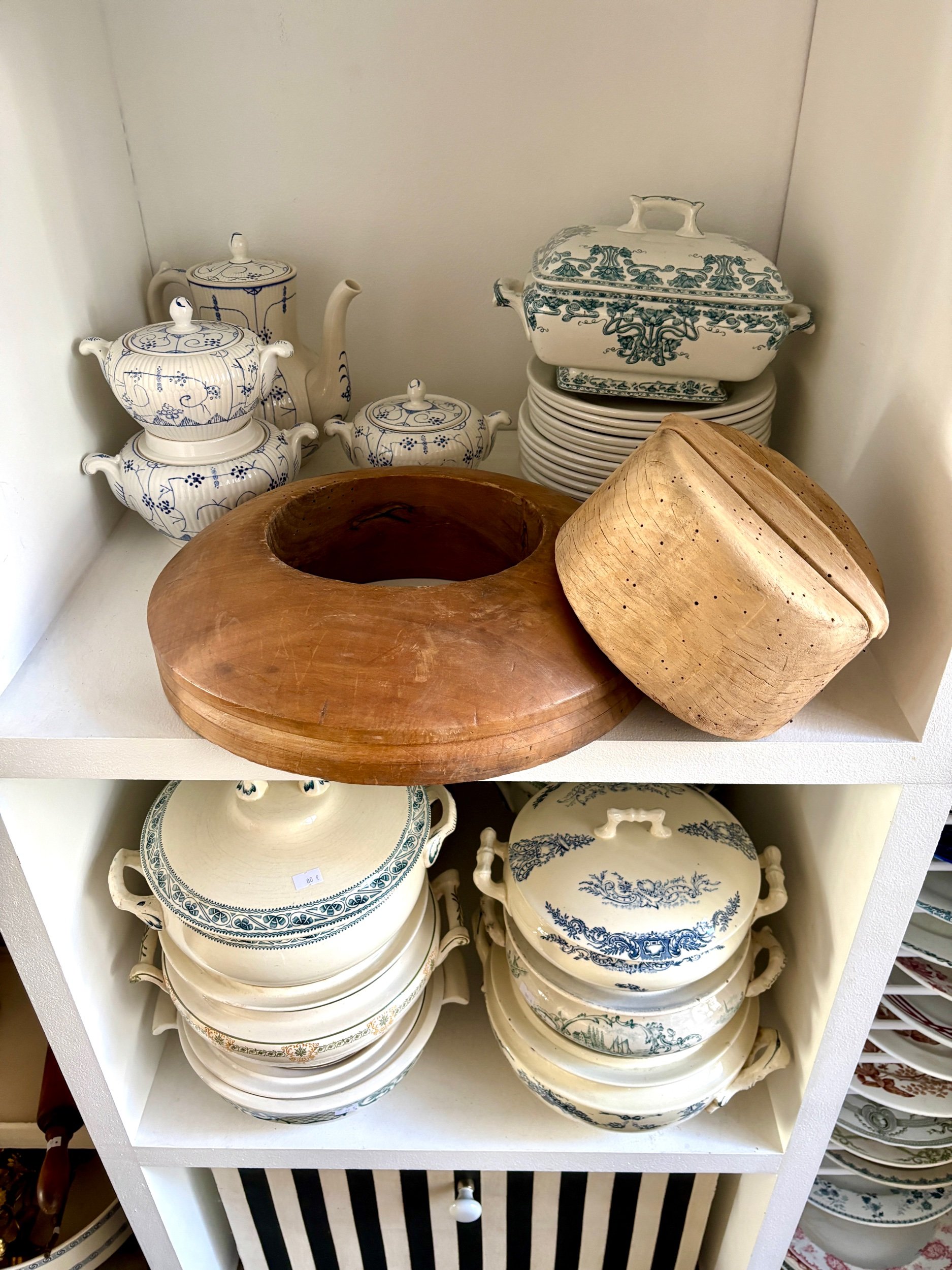 forme-chapelier-1-bois-clair-decoration-curiosit-vintage-axs-design-paris-france