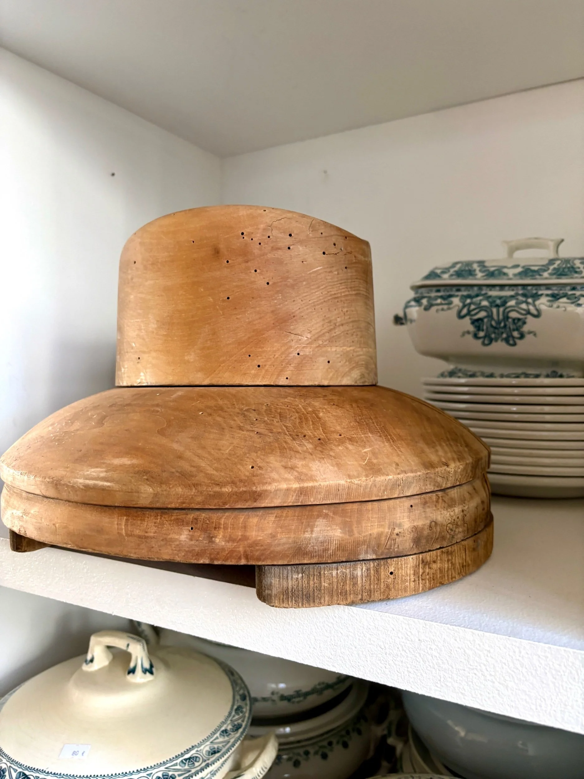 Forme de chapelier en bois Thouin Frères, début XXème n°2