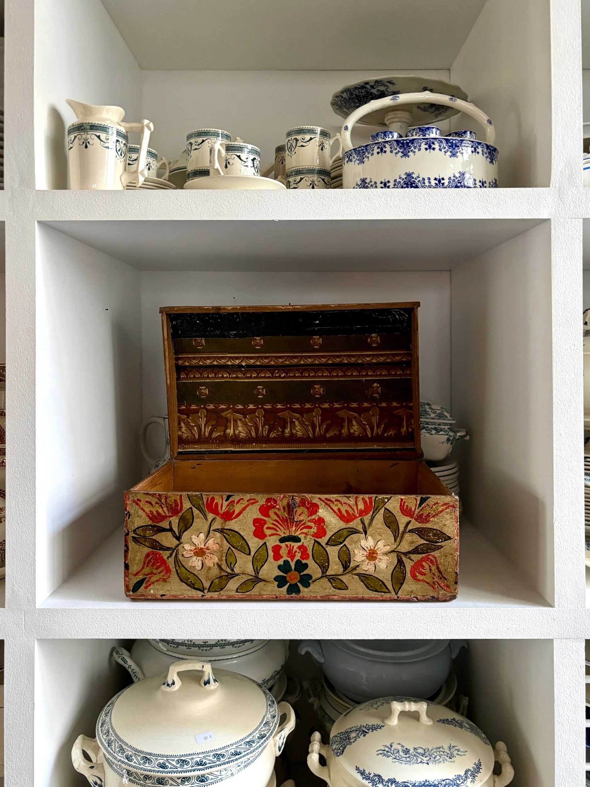 coffret-mariage-art-populaire-bois-peint-decoration-vintage-axs-design-paris-france