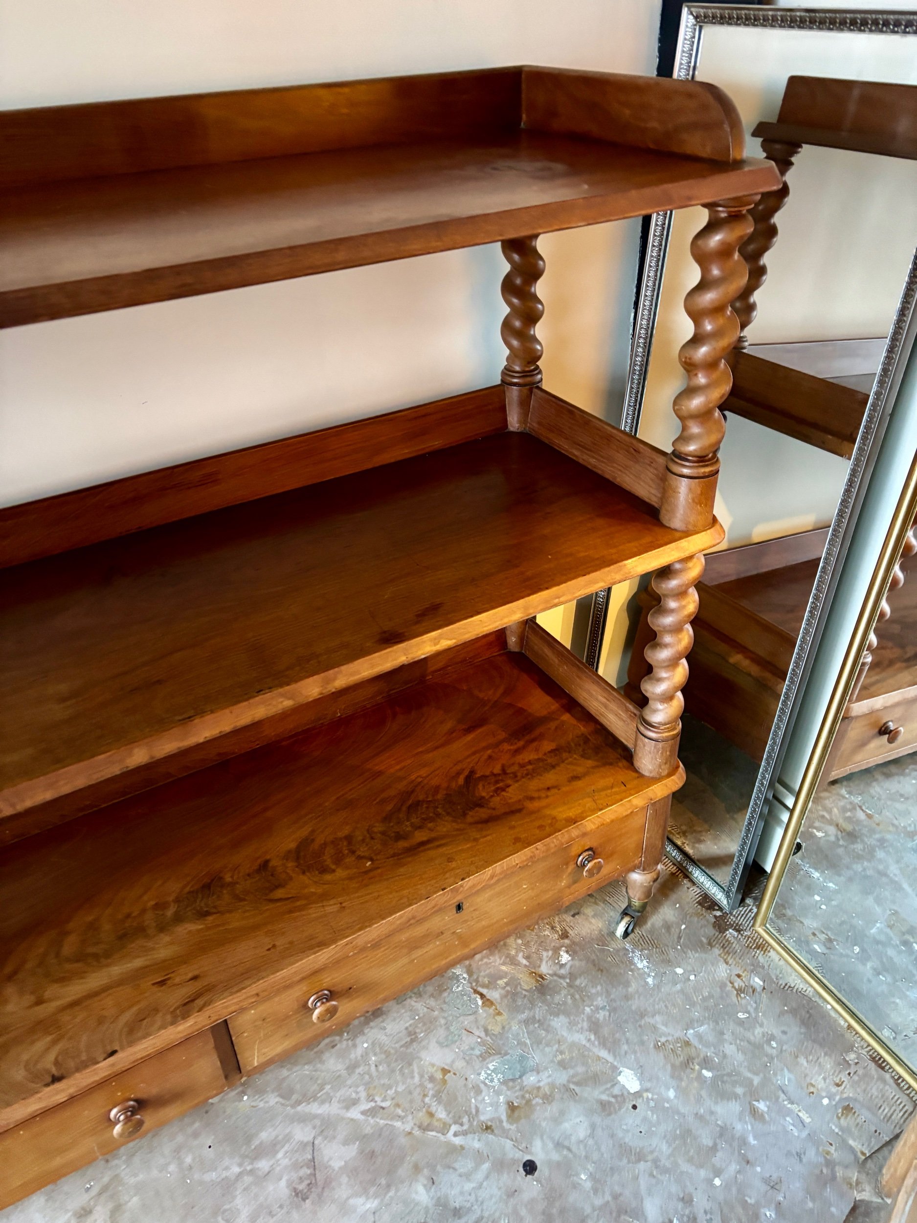 bibliotheque-meuble-rangement-bois-tourne-vintage-axs-design-paris-france