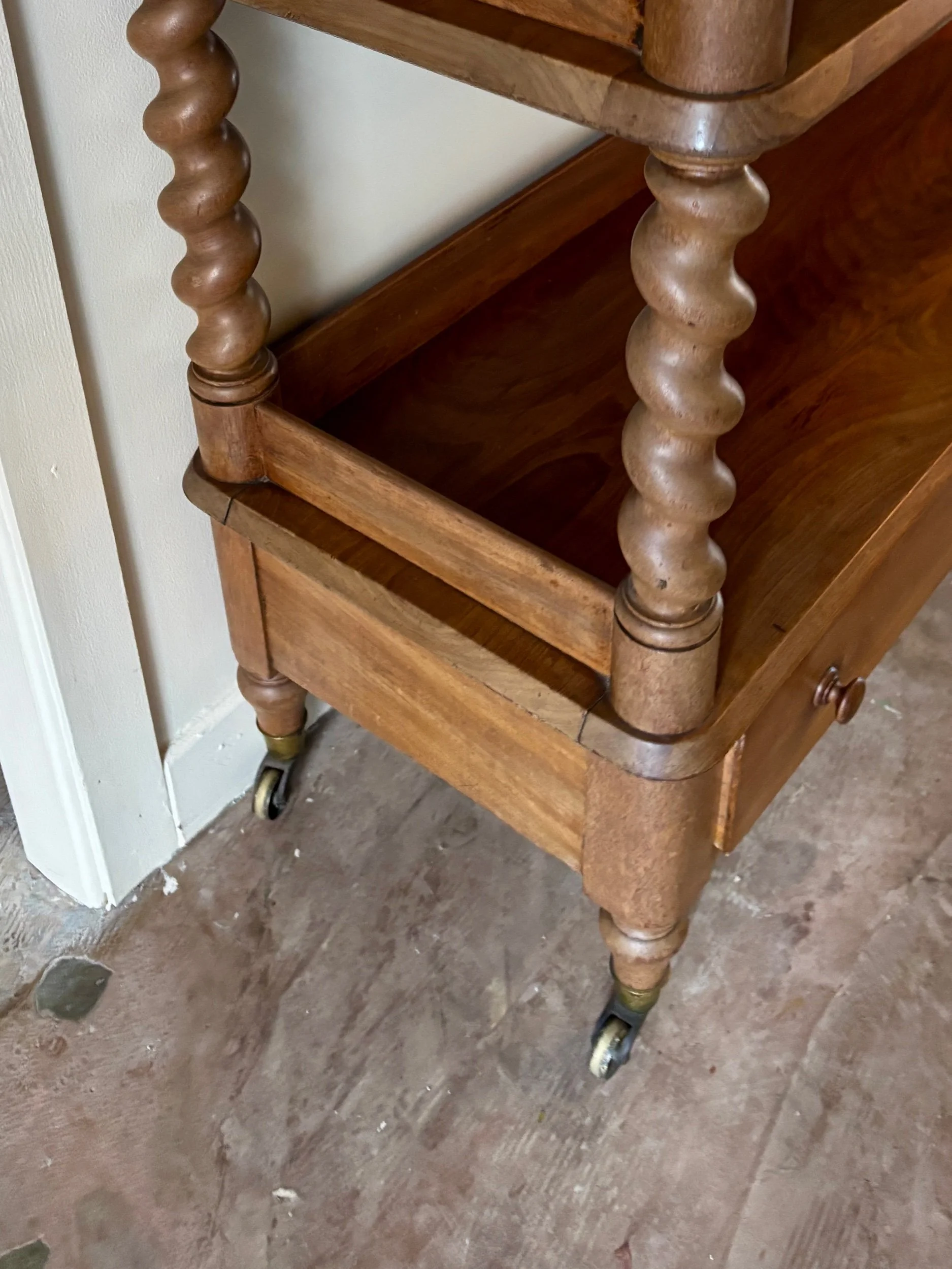 bibliotheque-meuble-rangement-bois-tourne-vintage-axs-design-paris-france