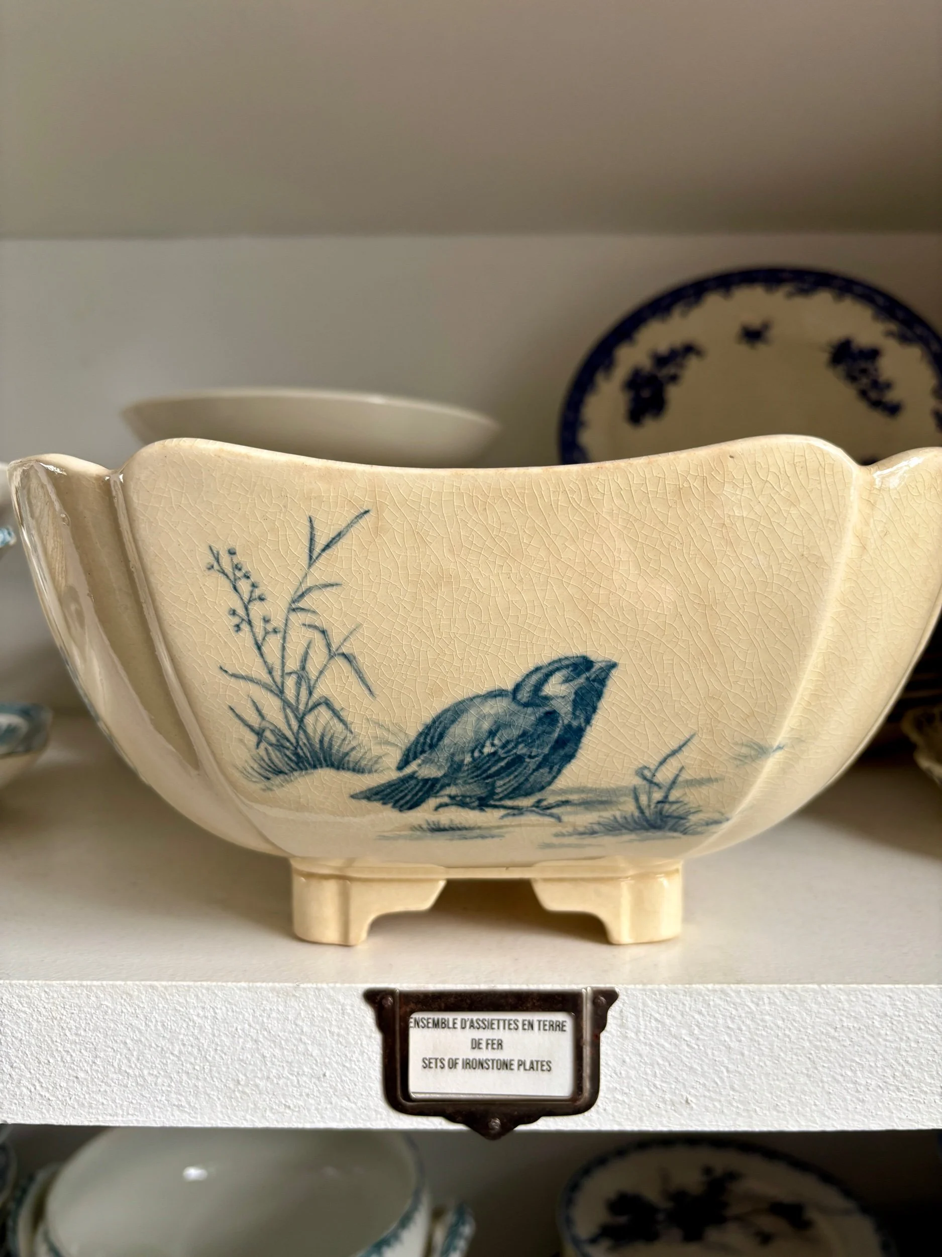 saladier-gien-oiseaux-terre-fer-bleu-vaisselle-vintage-axs-design-paris-france
