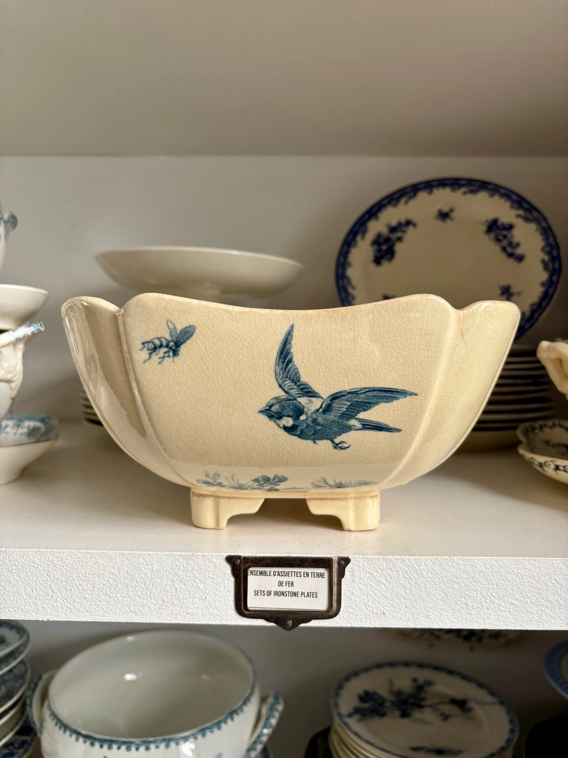 saladier-gien-oiseaux-terre-fer-bleu-vaisselle-vintage-axs-design-paris-france